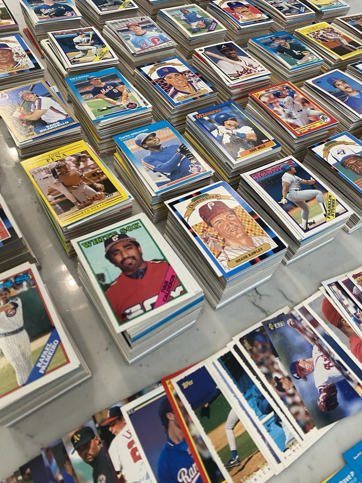 Vintage MLB Baseball Cards Lot Of 1000. 1980s, 1990s, 2000s, Great variety.