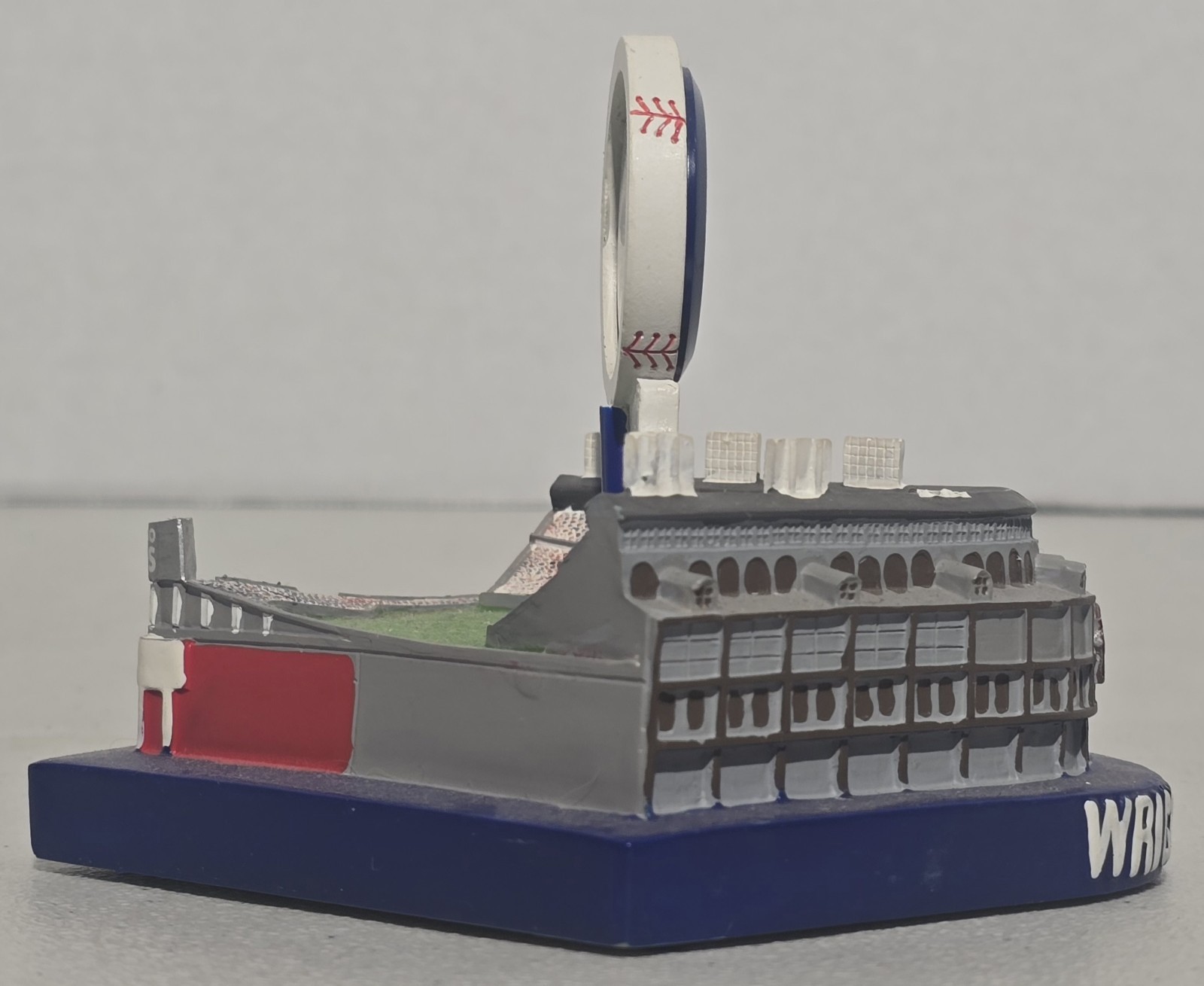 Chicago Cubs Wrigley Field Forever Collectables Legends Of The Diamond