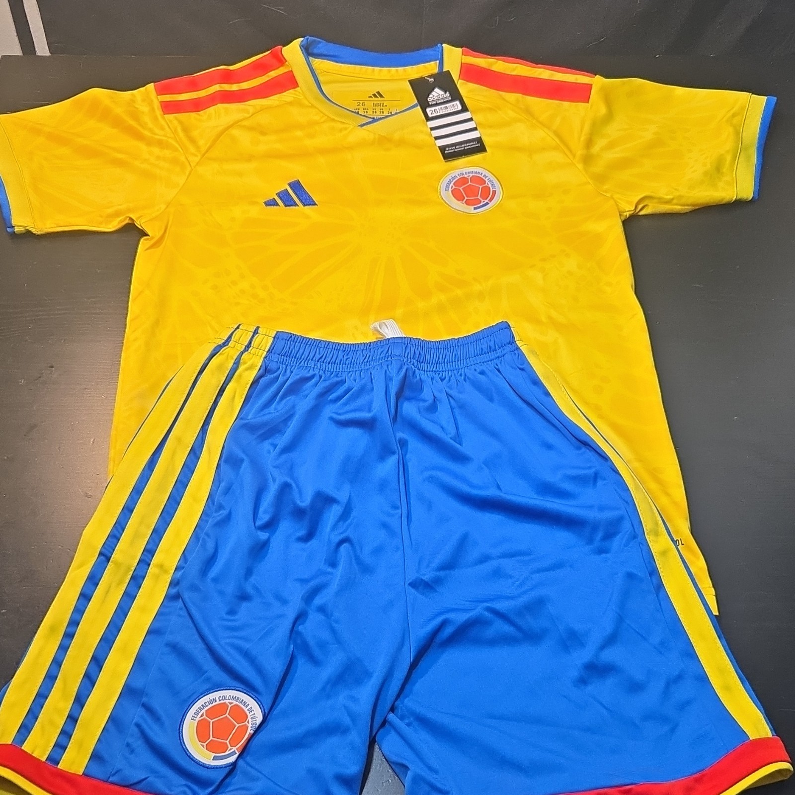 adidas Colombia National Team Soccer Jersey & Shorts Set Yellow Blue Red size26