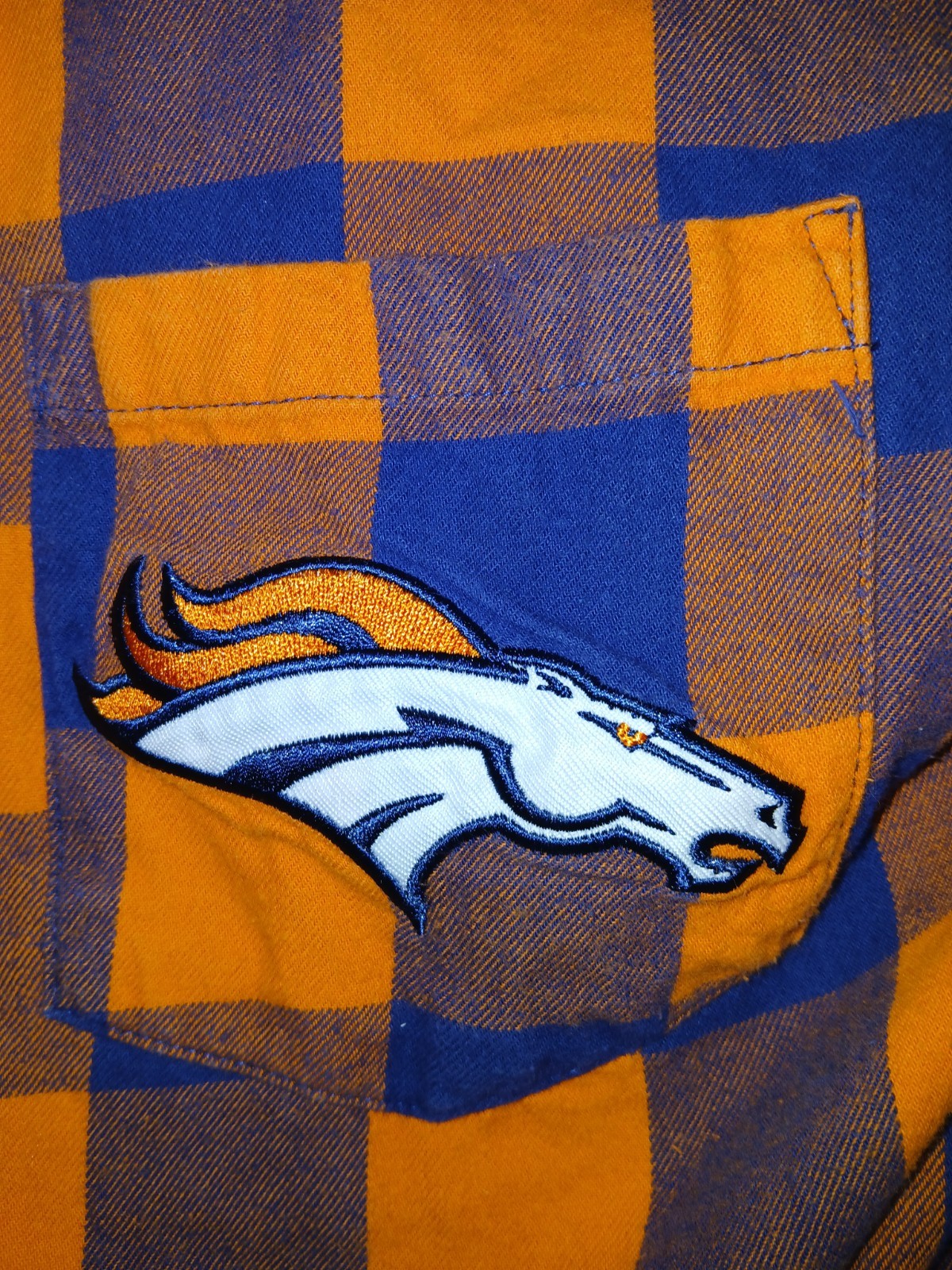NFL Team Apparel Denver Broncos Men’s Plaid Flannel Long Sleeve Shirt L