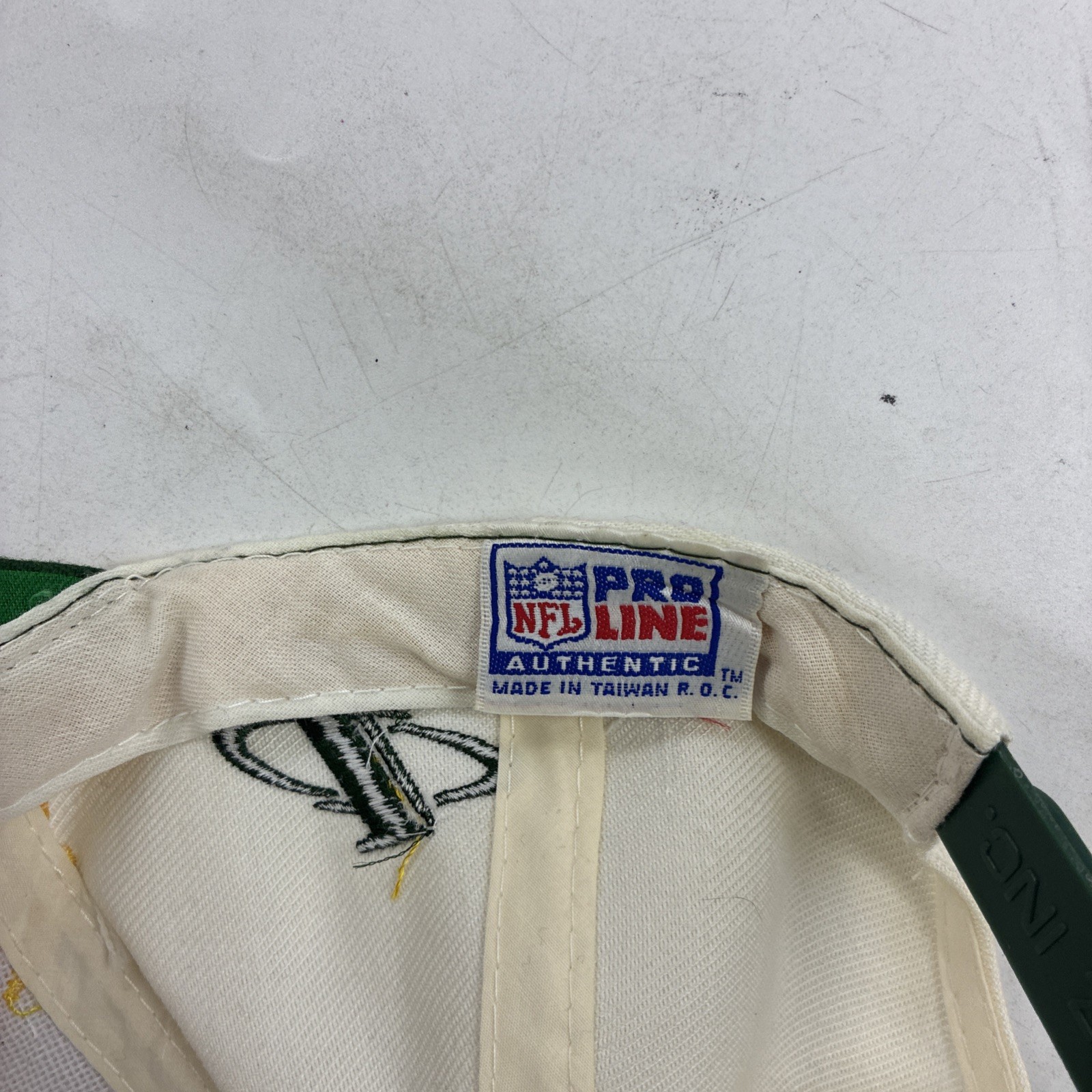Vintage Green Bay Packers Splash Logo Athletic Snapback Hat OSFA NFL