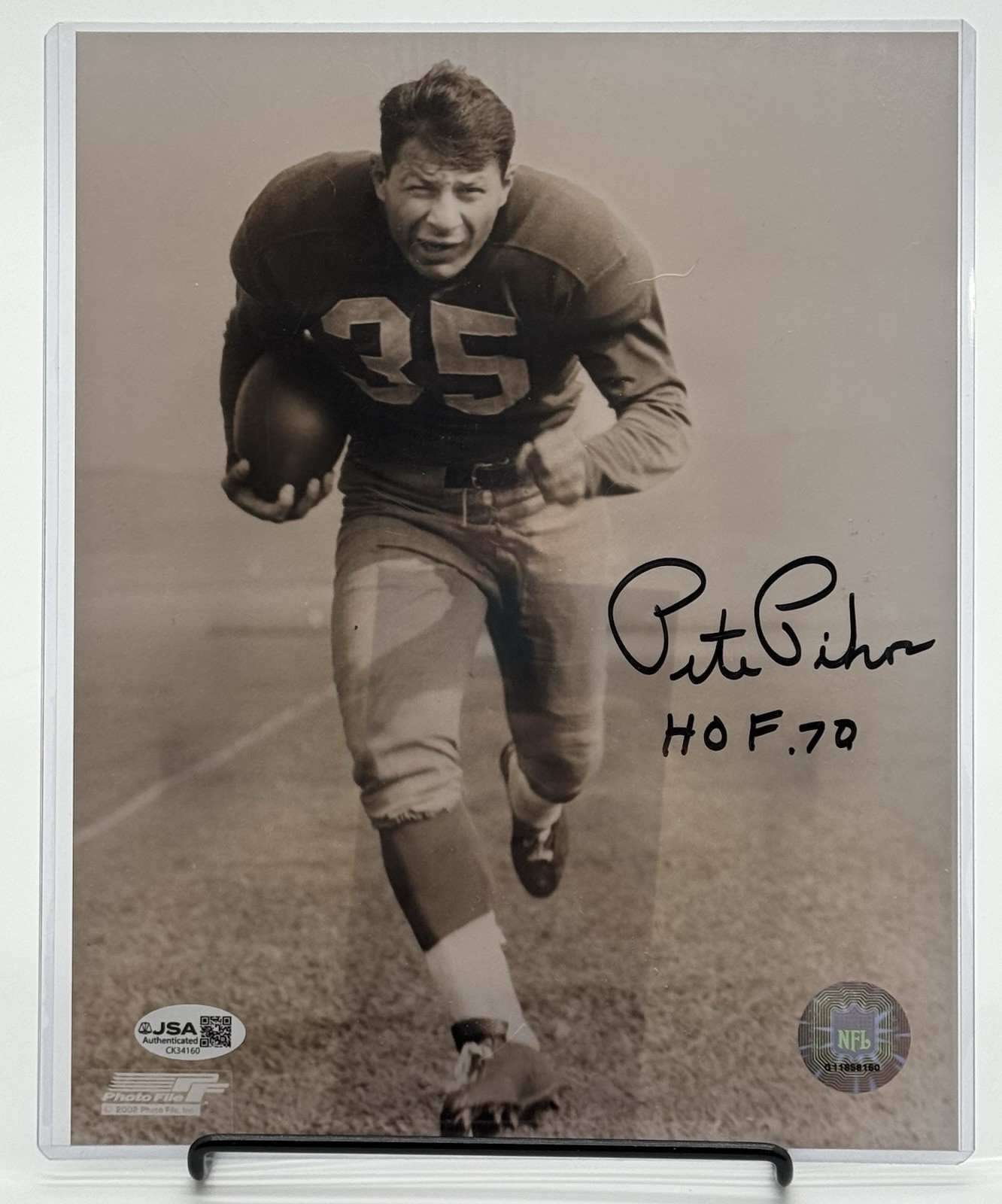 Pete Pihos Signed 8×10 “HOF70” Inscription JSA CK34160