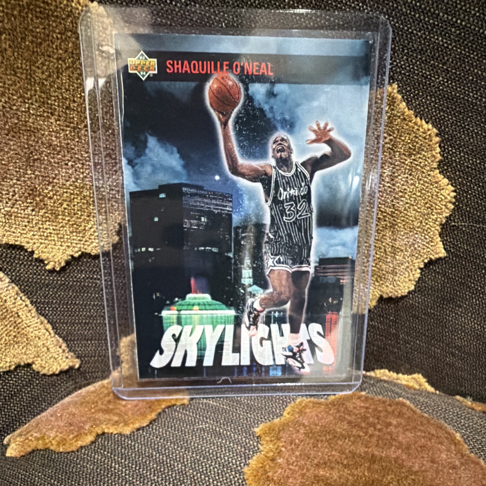 Shaquille O’Neal Orlando Magic 6-Card Lot 1993-94 Fleer Award/Skylights