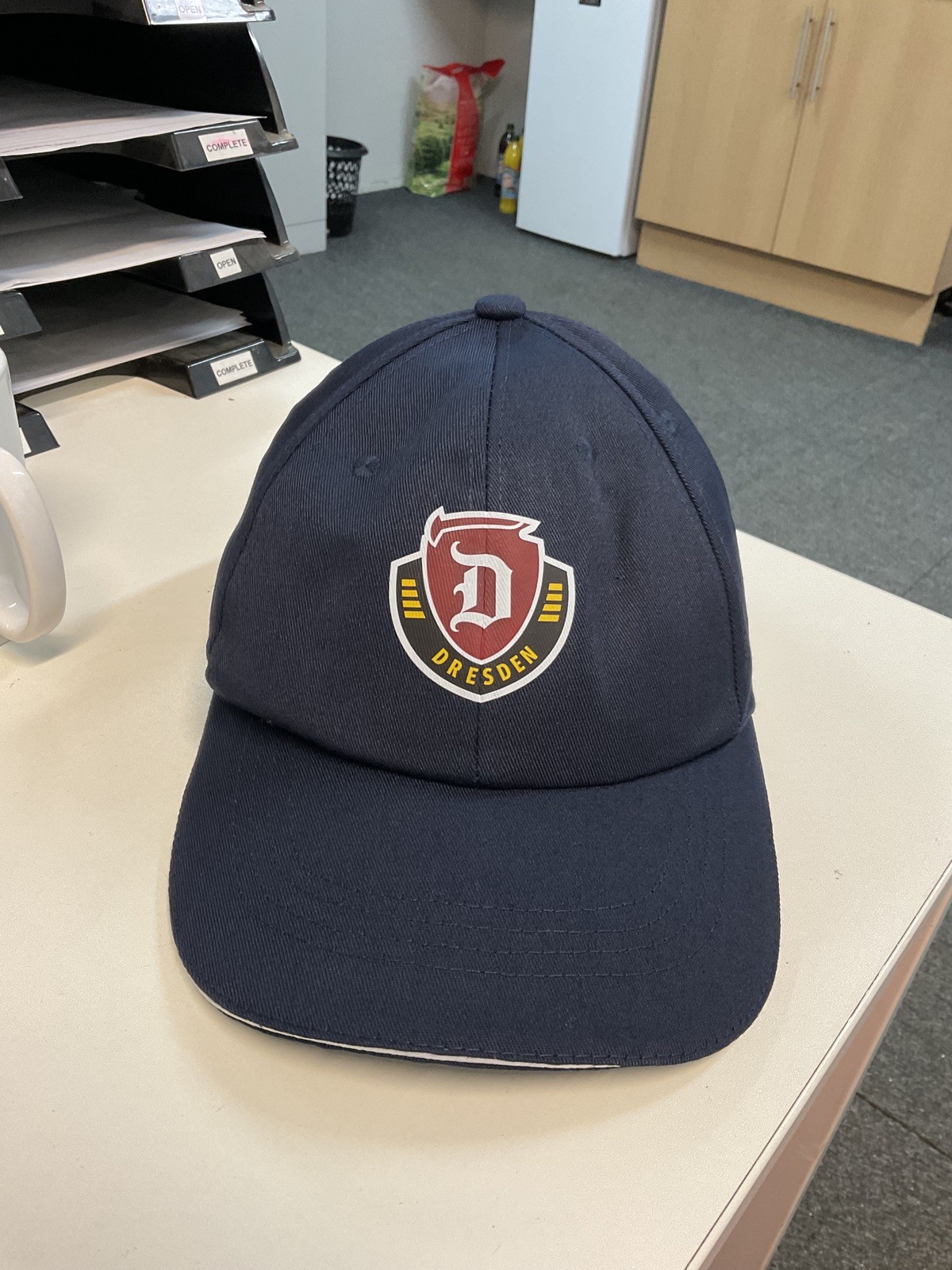 DYNAMO DRESDEN ADULTS BASEBALL CAP VARIOUS COLOURS ……… BRAND NEW