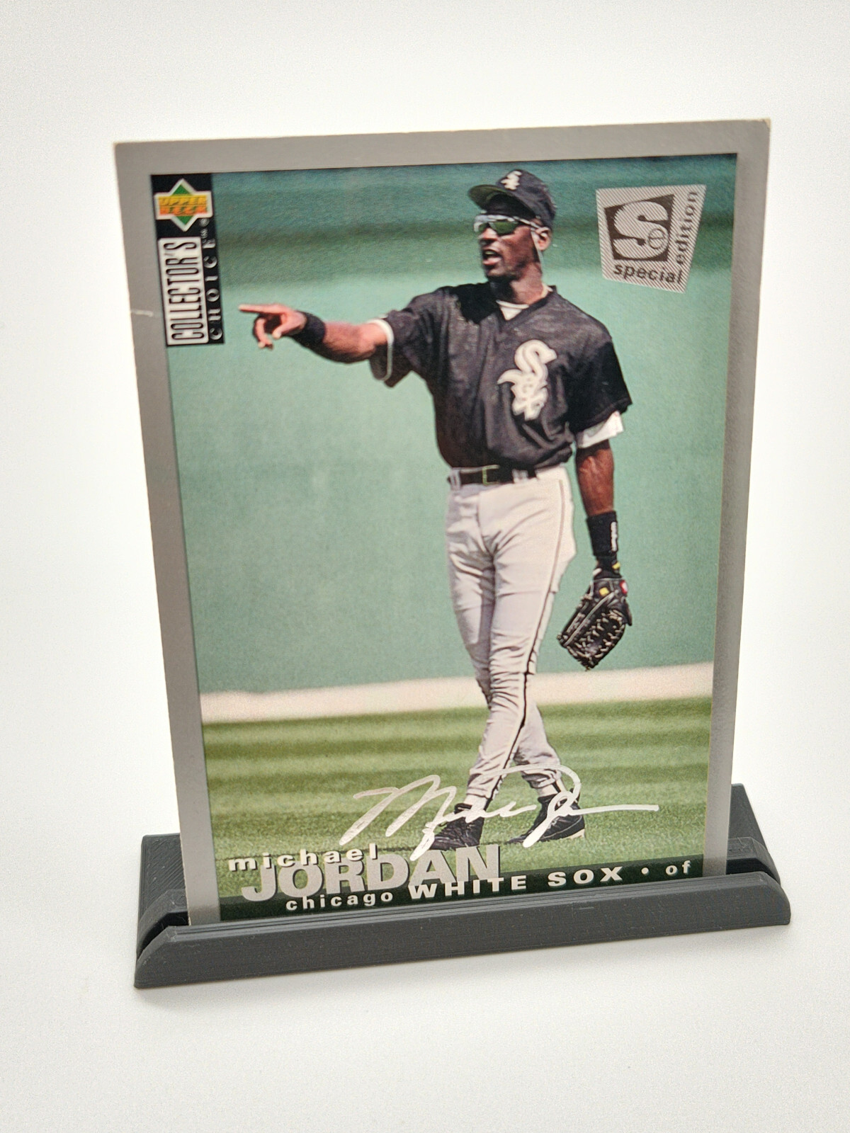 Top Loader Trading Card Display Stand: 5 PACK – SELECT COLOR