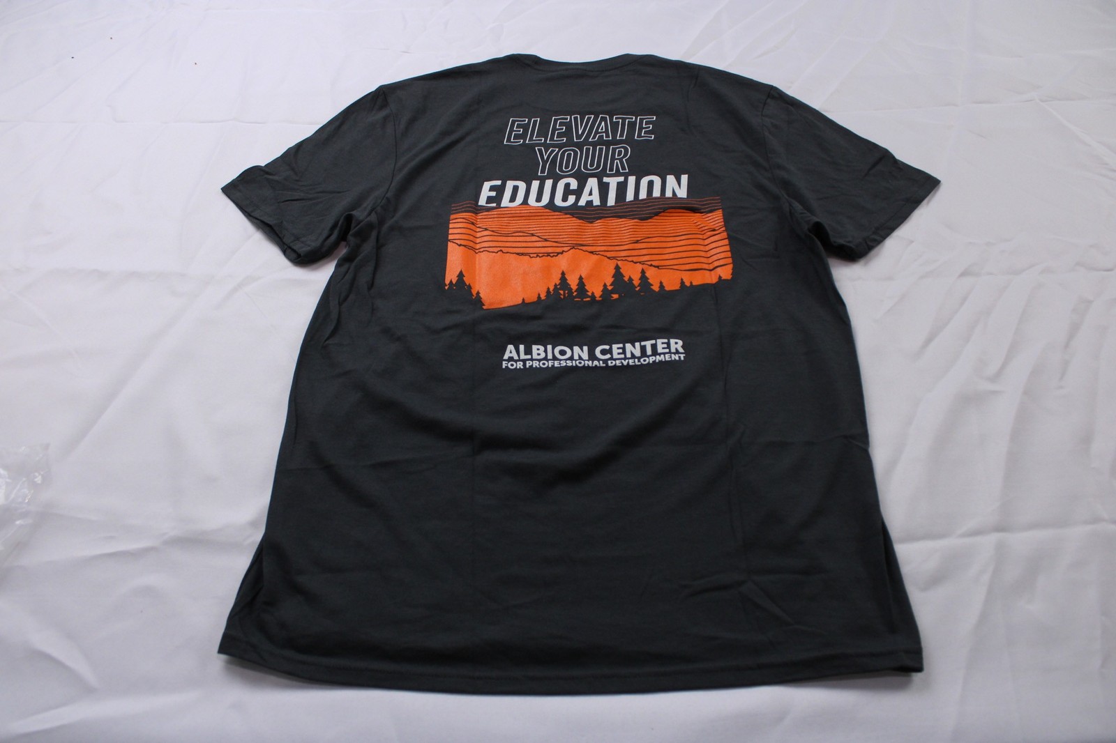 Idaho State Bengals Unisex Adult’s The Albion Center Tee EJ3 Gray Size Medium