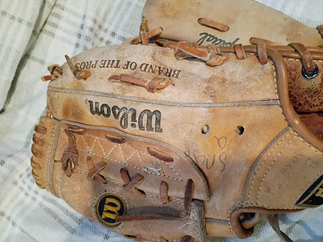 Wilson A2370 Tommy John Pro Special Baseball Glove left hand