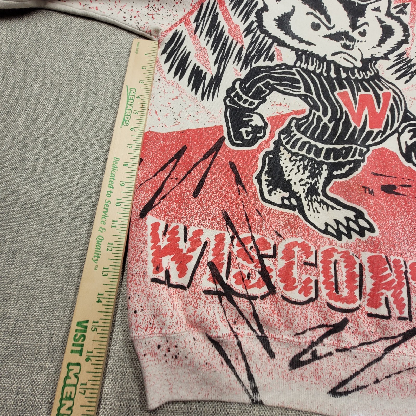 Vintage Wisconsin Badgers 90s Sports All Over Print Sweatshirt Size XL Made USA