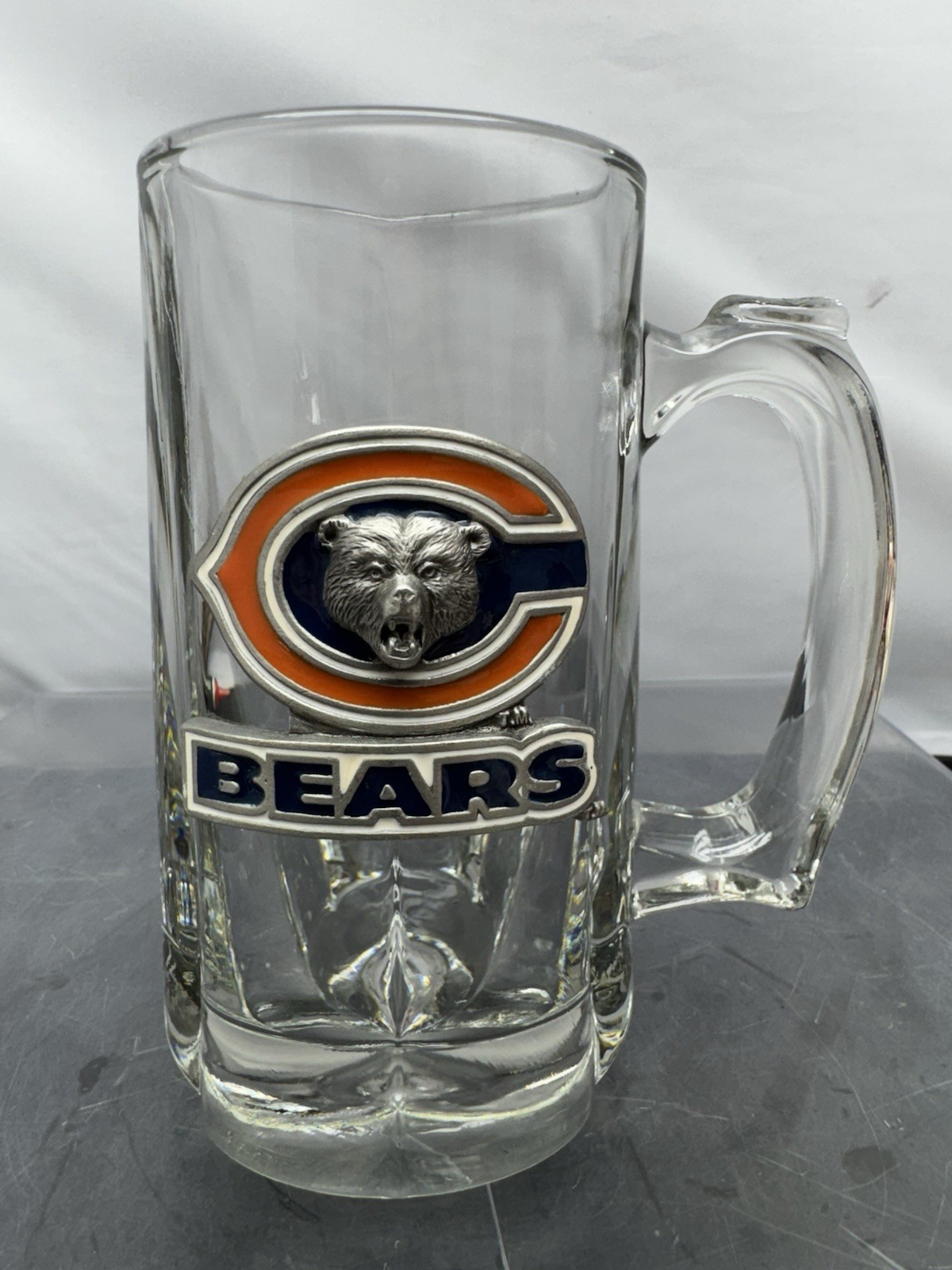 🏈 Chicago Bears Heavy Glass Beer Mug Stein, 3D Metal Emblem, NFL Barware