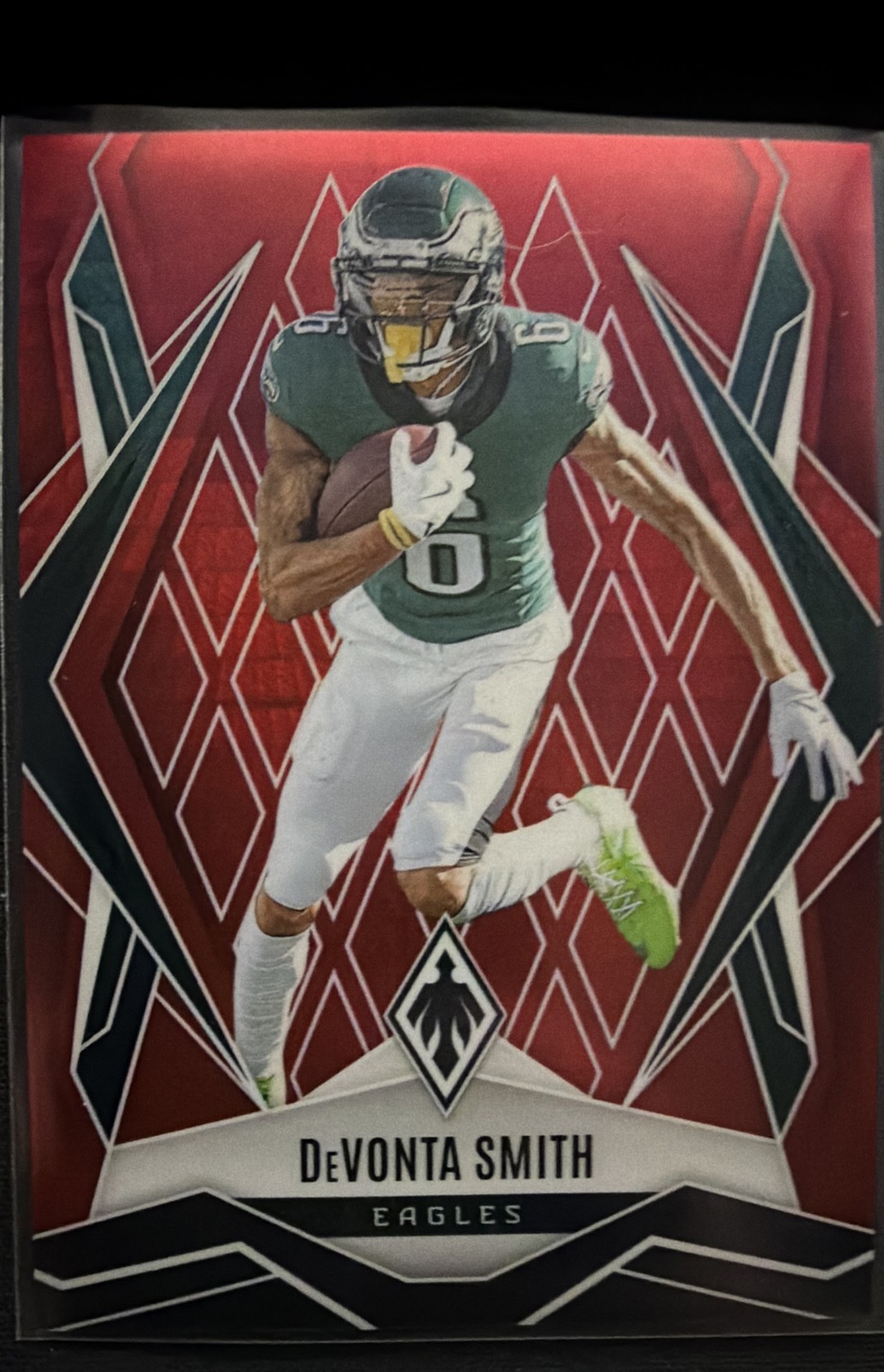 2025 Panini Phoenix – DeVonta Smith #12 Red Hyper /399 MINT Philadelphia Eagles!