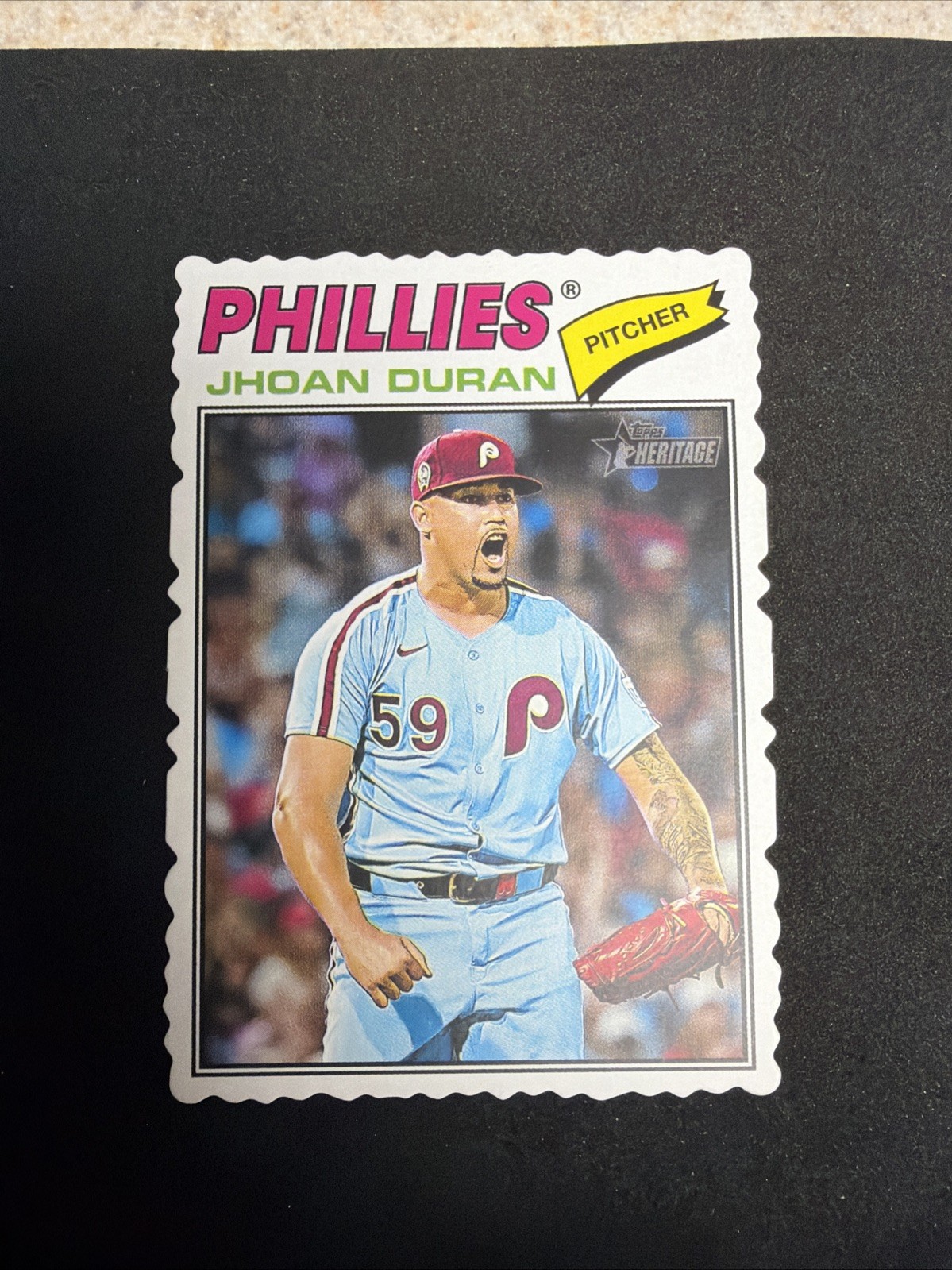 2026 Topps Heritage #14 JHOAN DURAN Deckle Edge SP Variation – Phillies