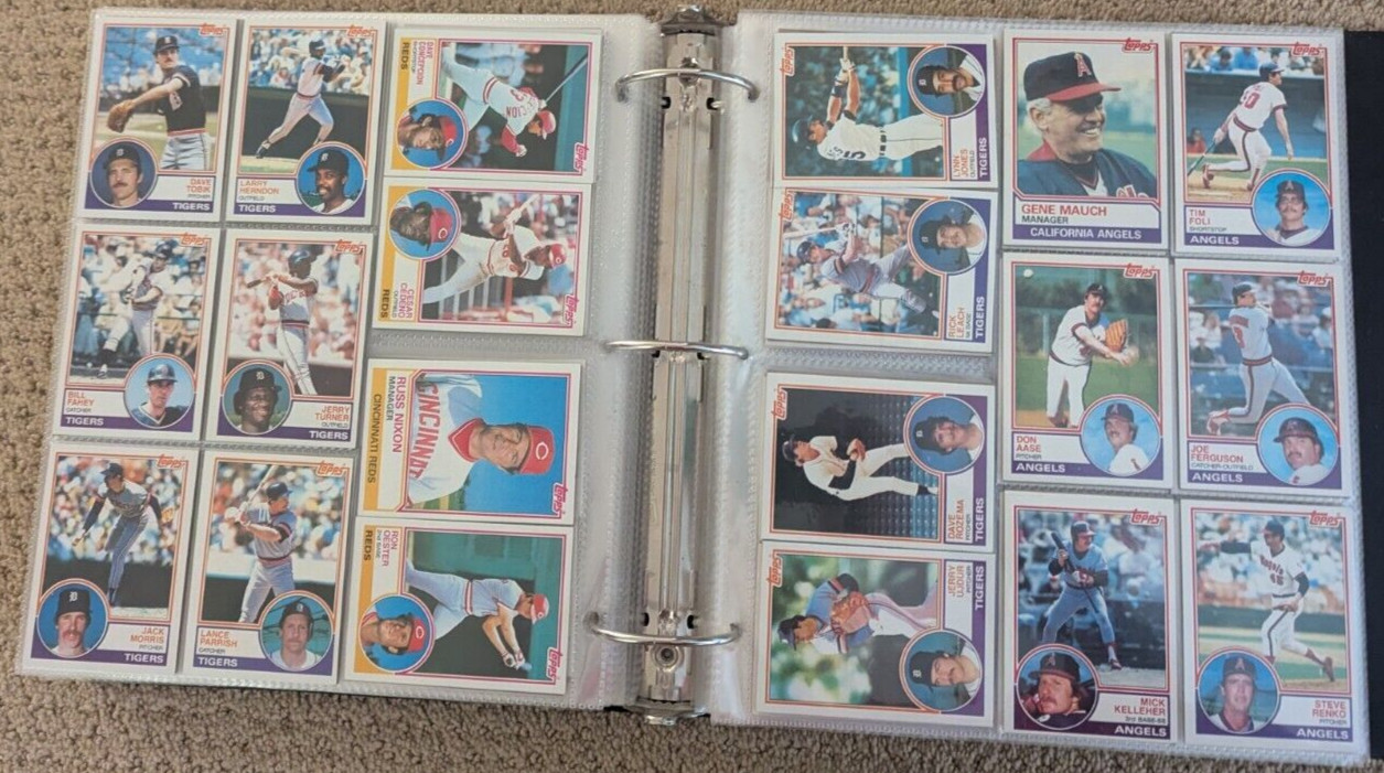 1 album of 1060 baseball cards all in super great condition