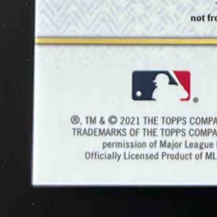 2021 Topps Triple Threads Kyle Hendricks Single Jumbo Relics Auto Amethyst /75