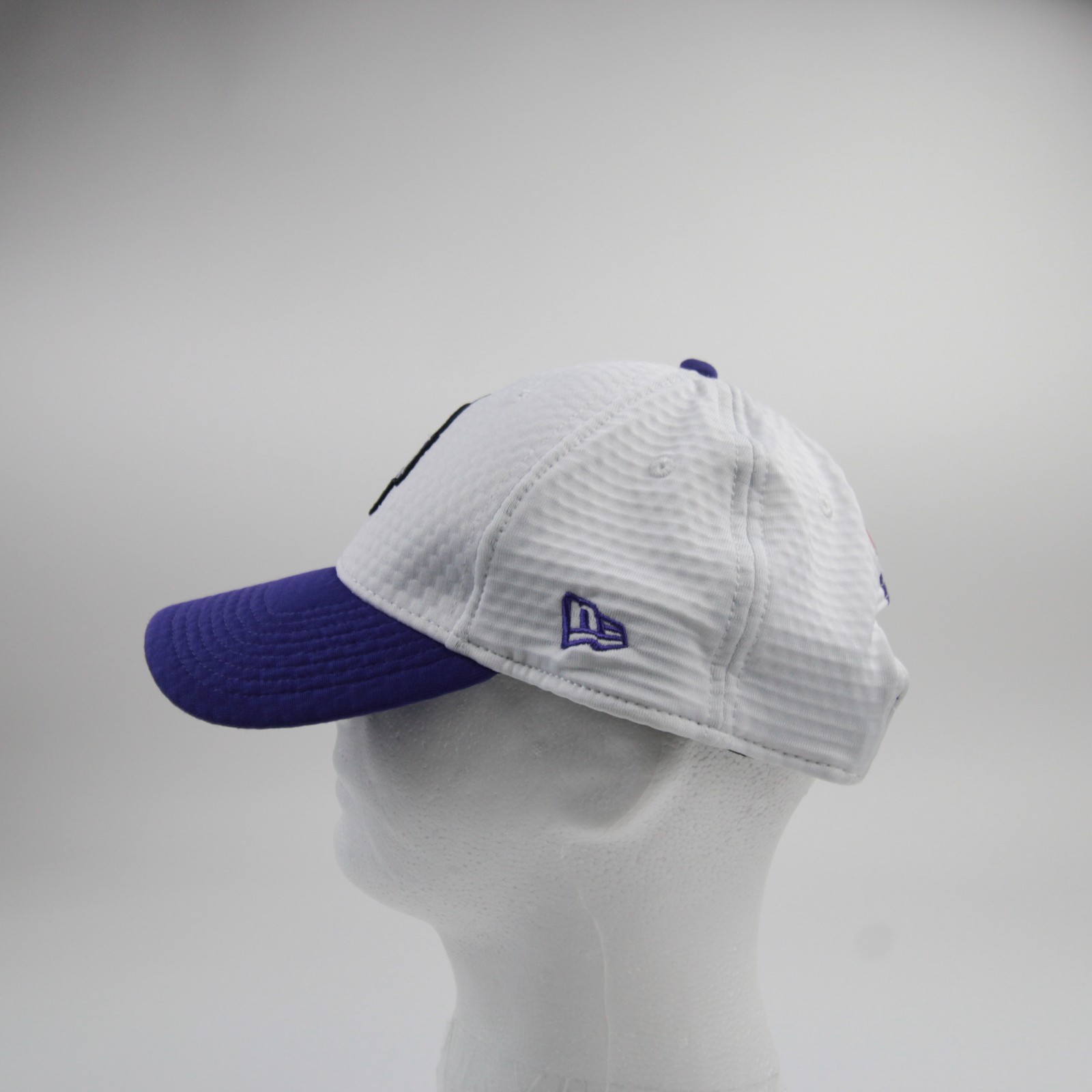 Minnesota Vikings New Era 9Forty Snap-Back Hat Unisex White Used OSFM