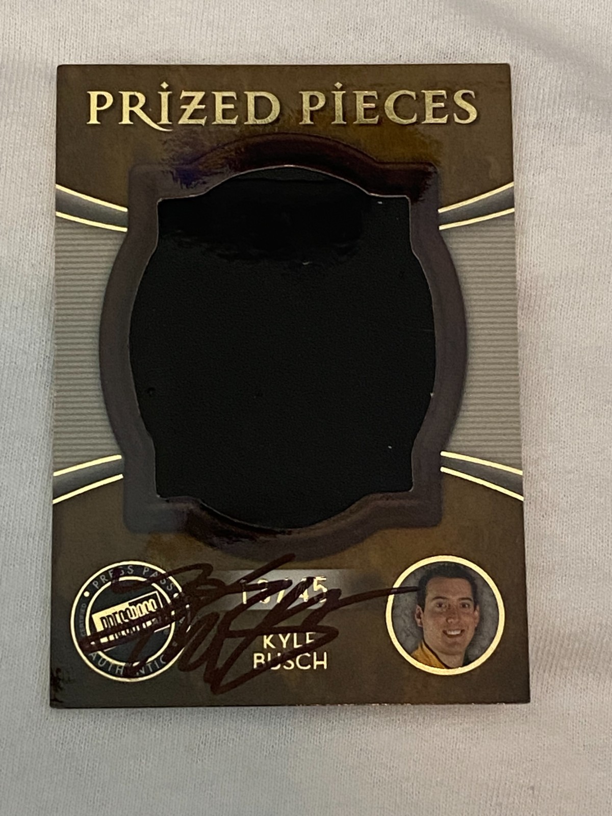 Kyle Busch Auto 2009 Press Pass Prized Pieces Sheetmetal PPS-KB #13/45 (AU/MEM)