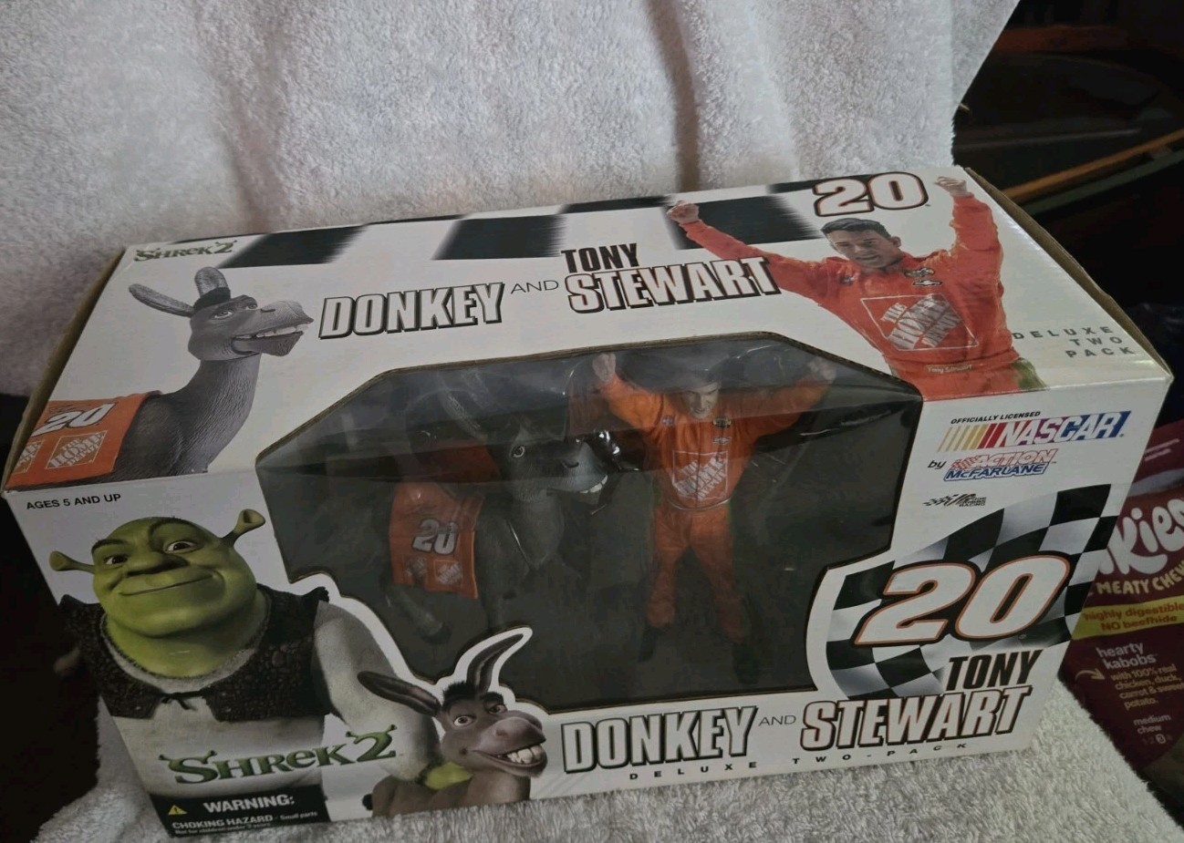 Donkey and Tony Stewart Shrek 2 NASCAR Limited Edition figures Action McFarlane