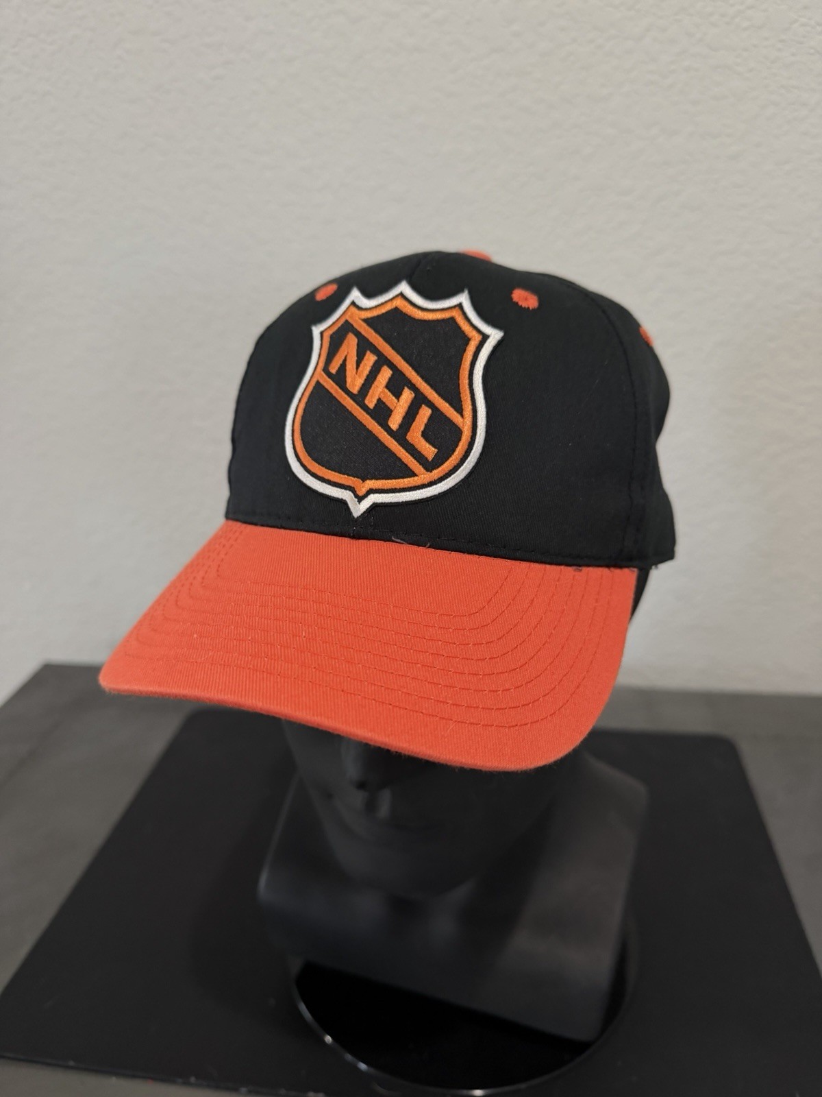 RETRO THROWBACK NHL NATIONAL HOCKEY LEAGUE SHIELD LOGO ADJUSTABLE STRAP HAT NEW