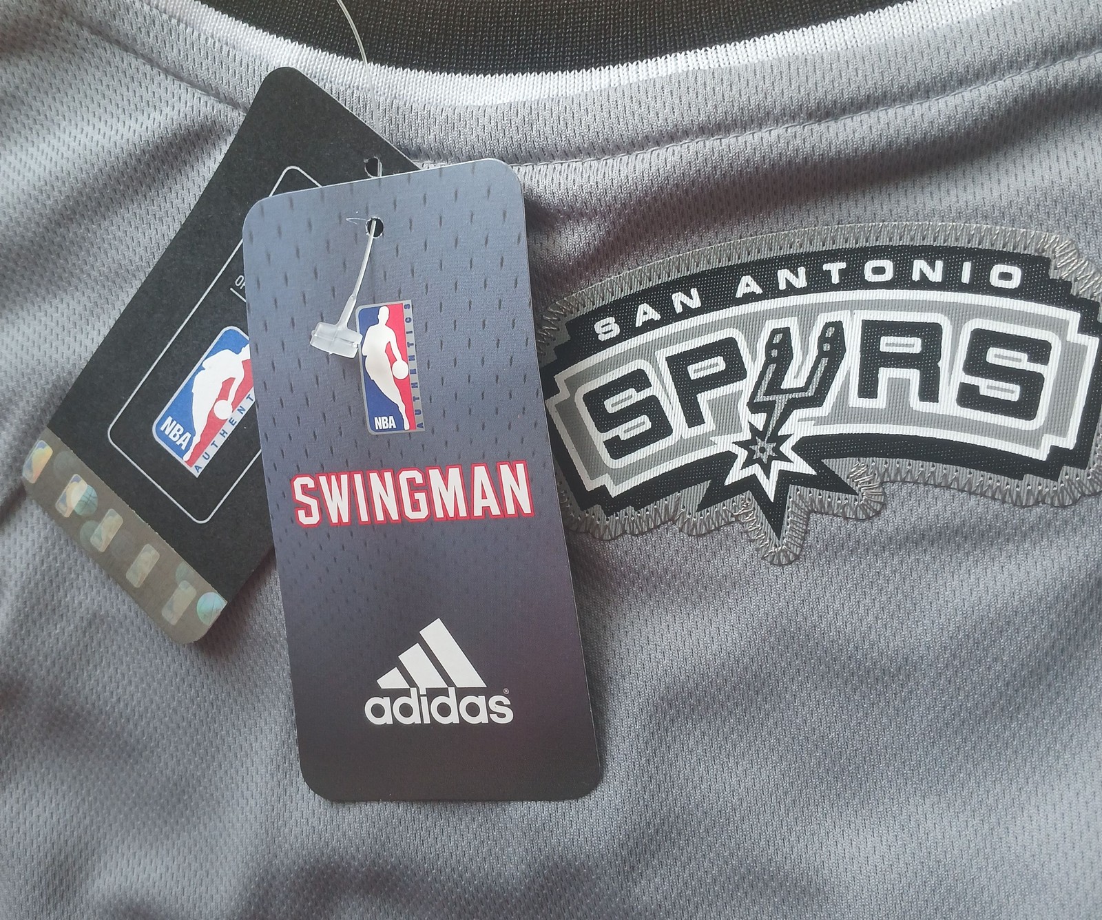 ADIDAS BASKETBALL MEN’S SAN ANTONIO SPURS SWINGMAN JERSEY 3XL