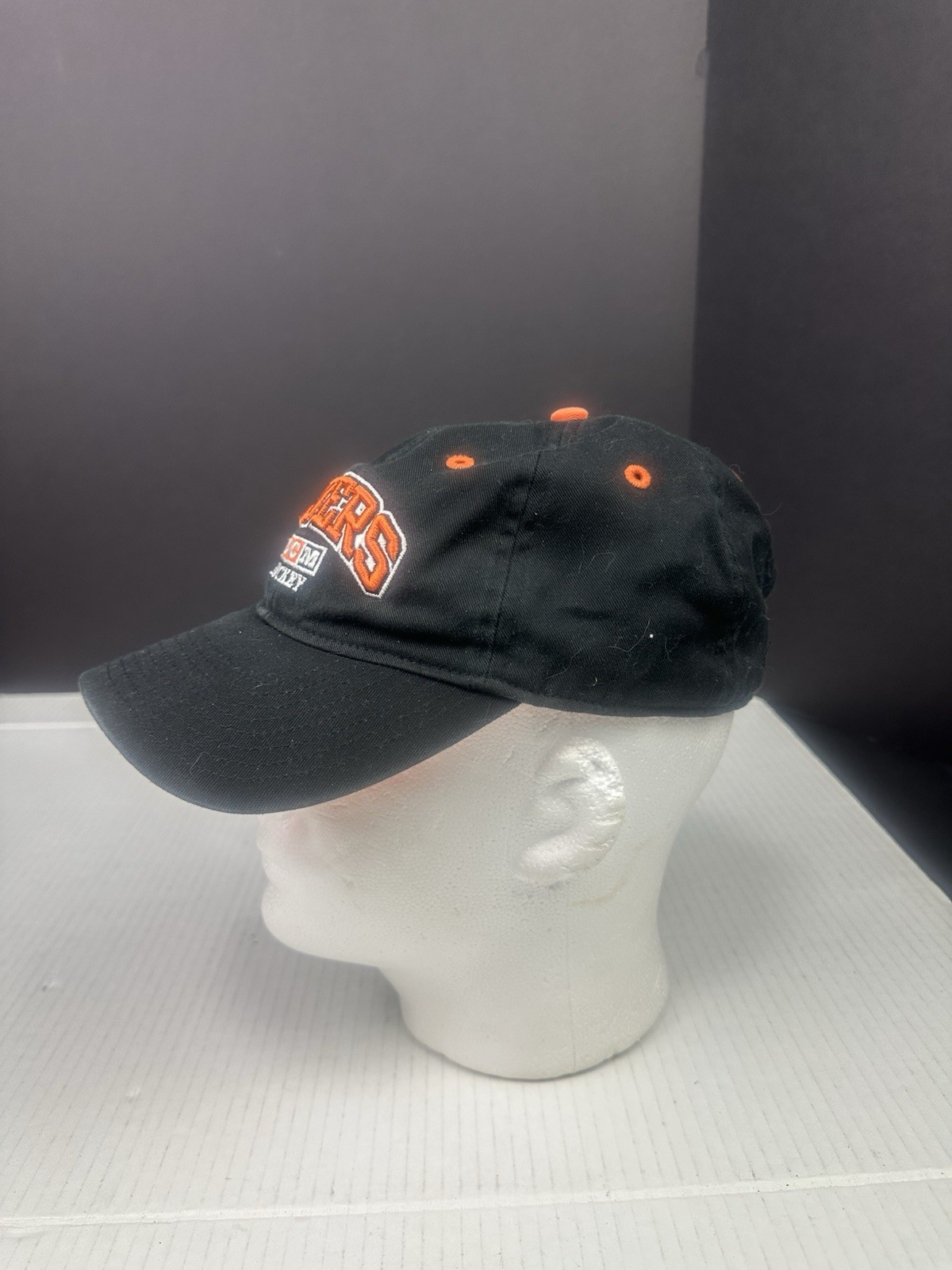 CCM Philadelphia Flyers NHL Face Off Apparel Fitted Hat One Size Fits All