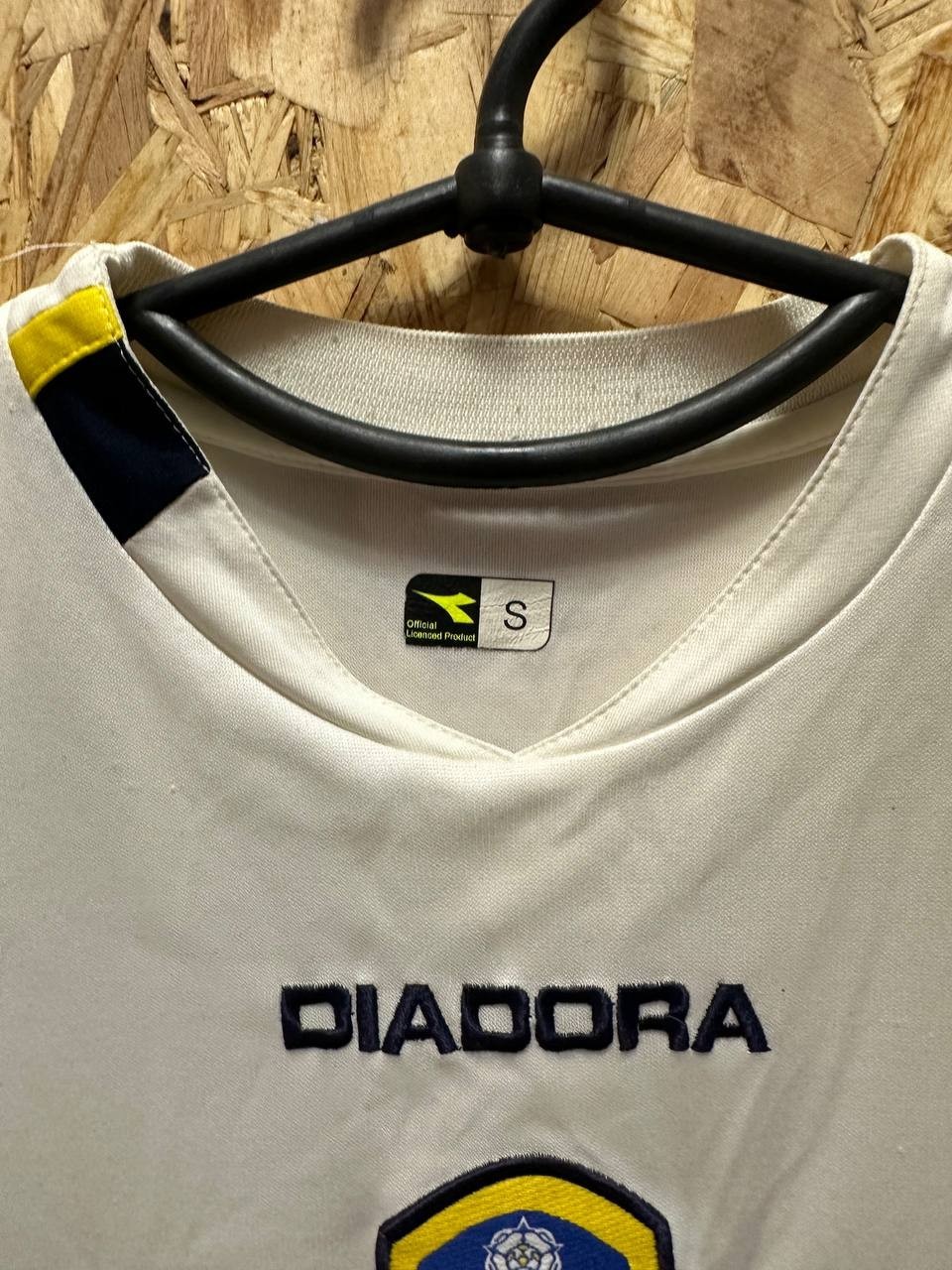 LEEDS UNITED 2004 2005 HOME SHIRT FOOTBALL SOCCER JERSEY DIADORA MENS SIZE S