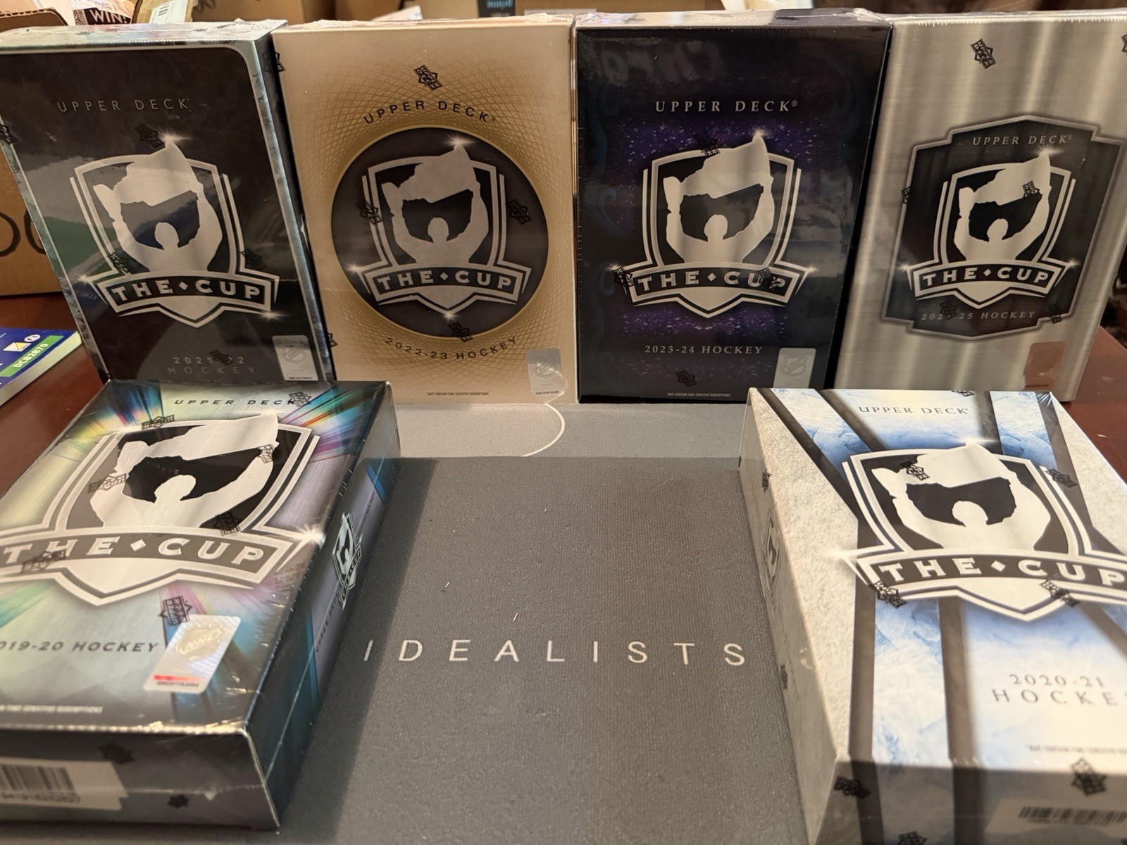 2019-25 THE CUP HOCKEY 6 BOX 32 TEAM RANDOM LAST 6 YEARS “ 1 BOX PER YEAR “