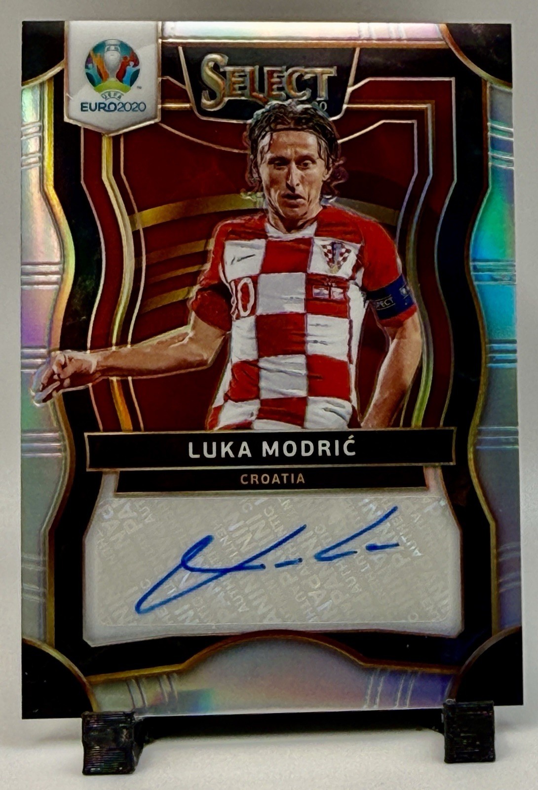 Luka Modric – 2020 Panini – Select UEFA Euro Soccer – AUTO Prizm -Croatia SI-LMO