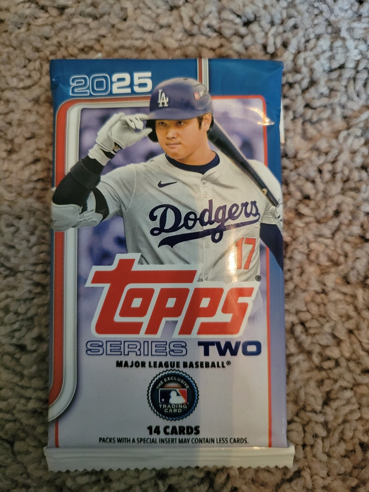 Topps 2025 Series 2 Baseball Trading Card Pack (14 Cards) Compact