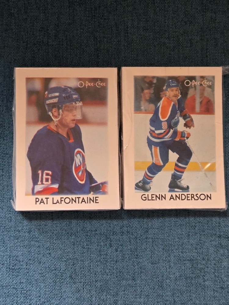 1987 O-Pee-Chee 42 pc Mini Hockey Card Set