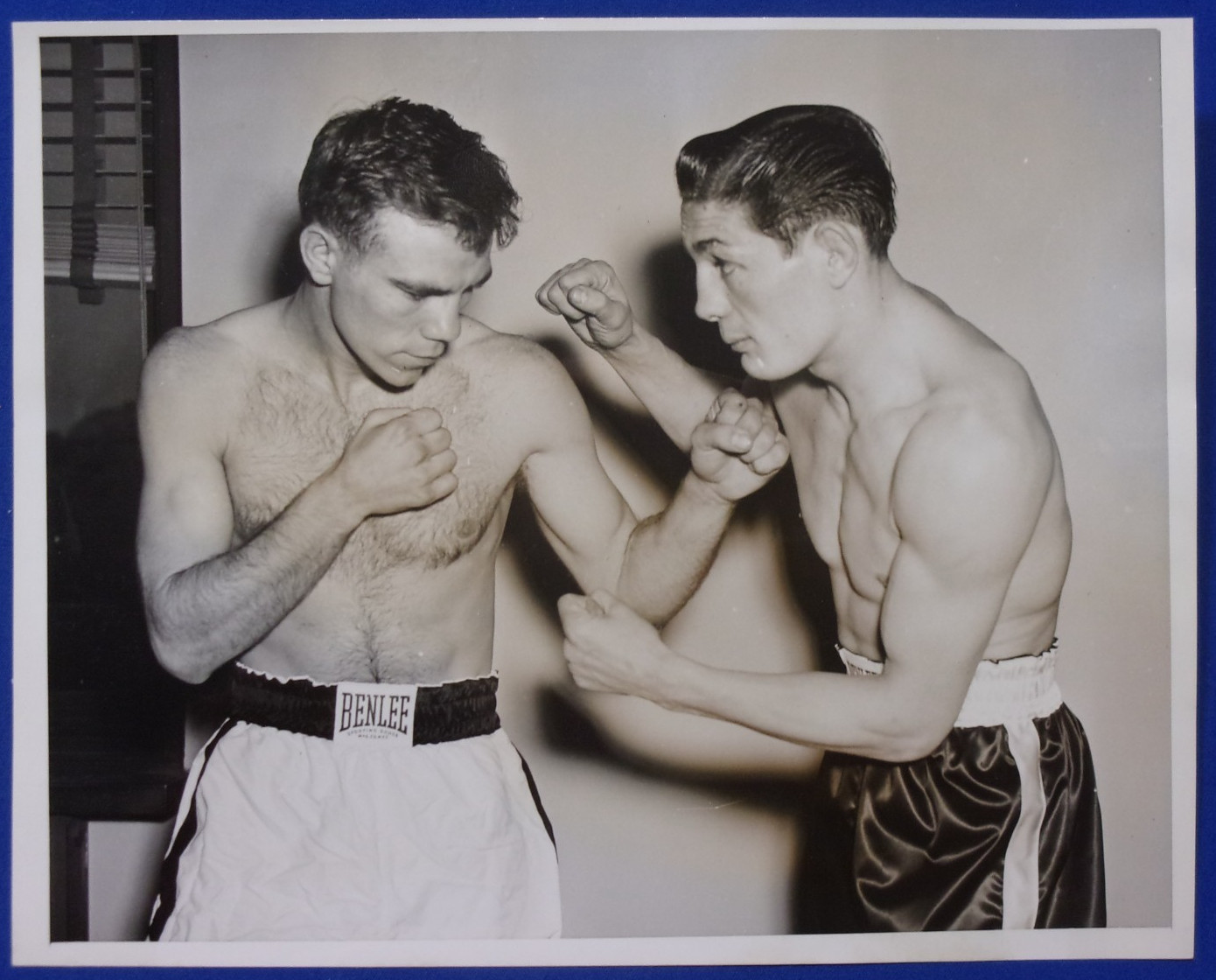 1950 8×10 B&W Pre-Fight Photo: FEATHERWIGHT BOXERS GLEN FLANAGAN & RAY FAMECHON.