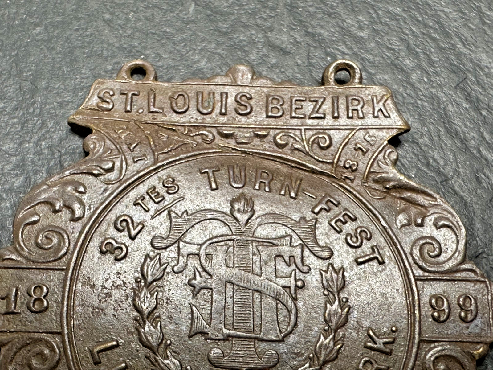 FIVE LATE 1800’S TURNFEST GERMAN AMERICAN FITNESS ITEMS N139