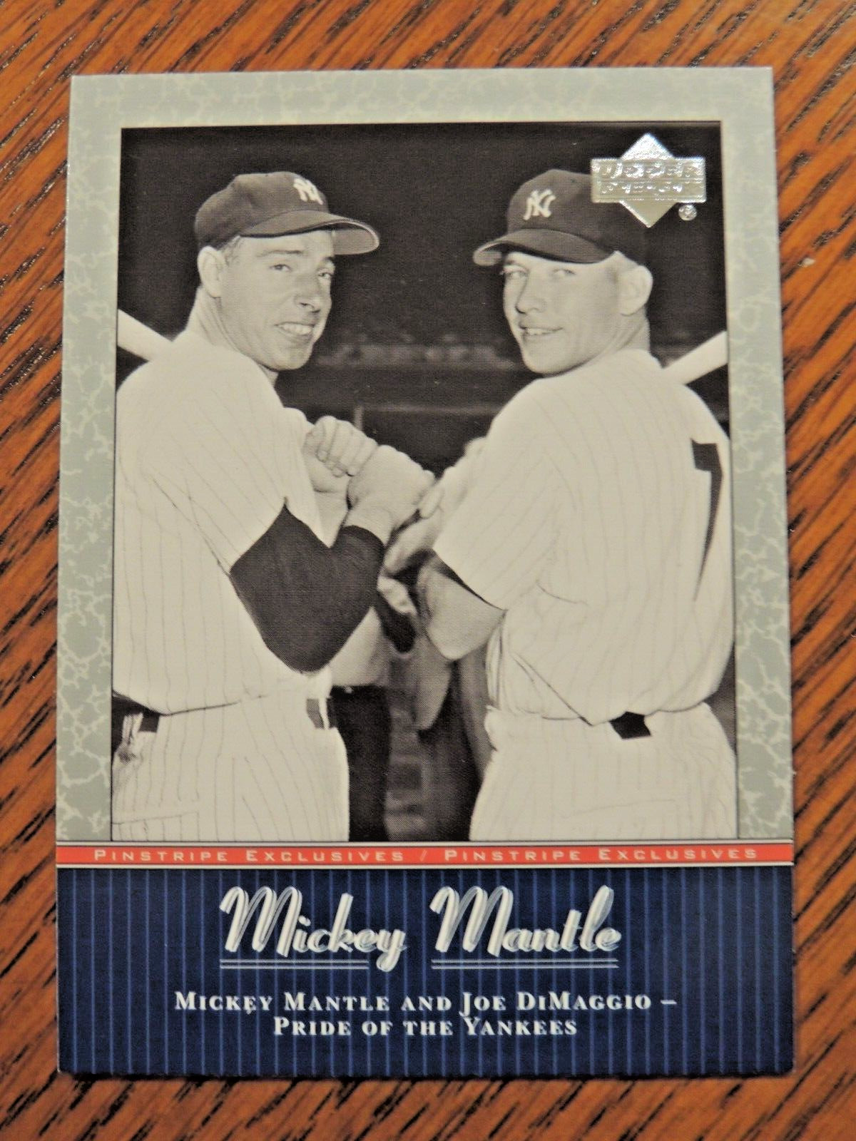 MICKEY MANTLE 2001 UD PINSTRIPE EXCLUSIVES CARD #MM54 N.Y. YANKEES HOF LEGEND