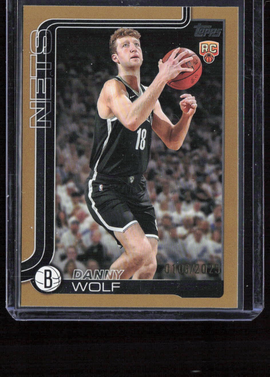 2025-26 Topps #227 Danny Wolf Gold #/2025
