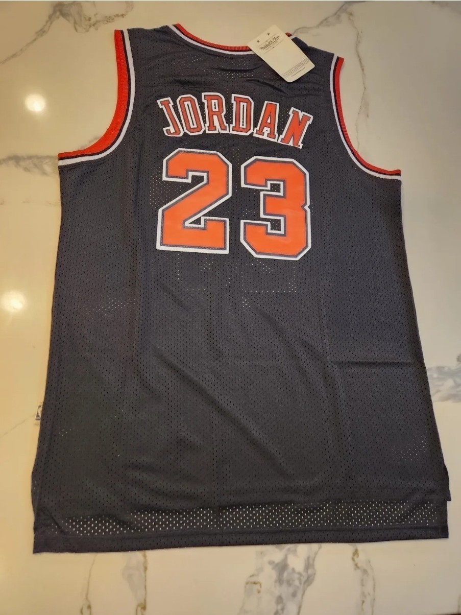 Nike Swingman 🔥 Michael Jordan 🔥#23 Bulls 2019-20 City Edition Jersey Men’s LG