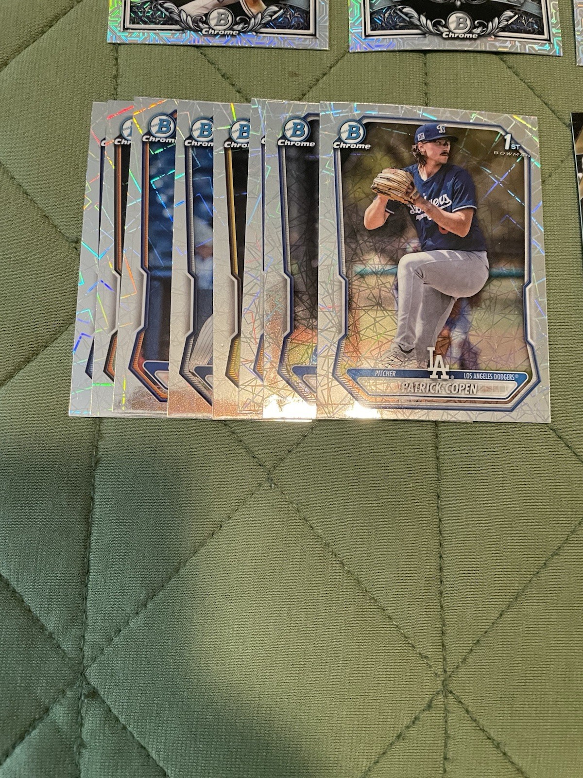 2026 Bowman Lot of 165 Base, Chrome, MOJOs, Top Prospects Numbered Card & 1 Auto