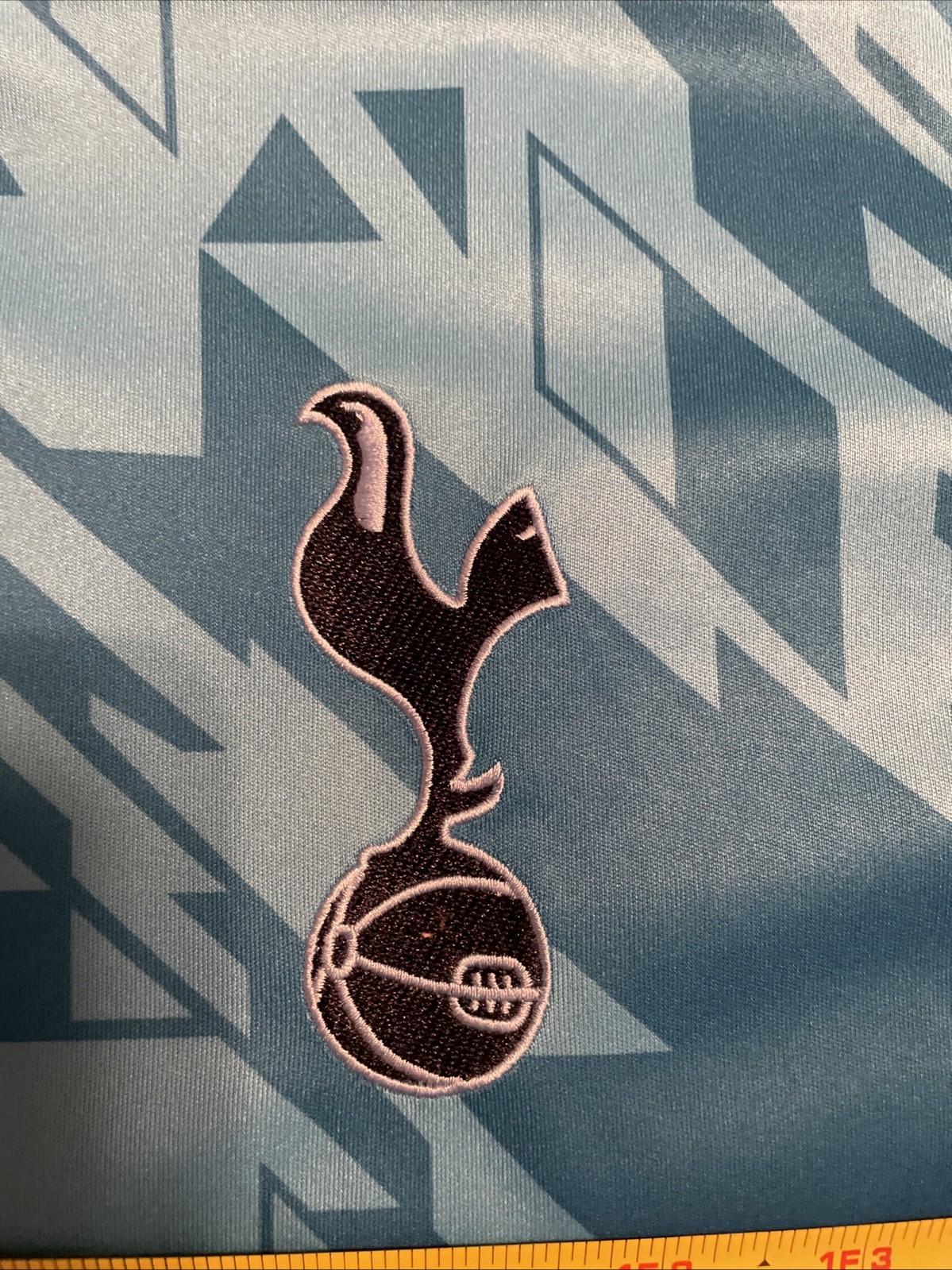 Under Armour Men’s Medium Tottenham Hotspur Blue Soccer Jersey