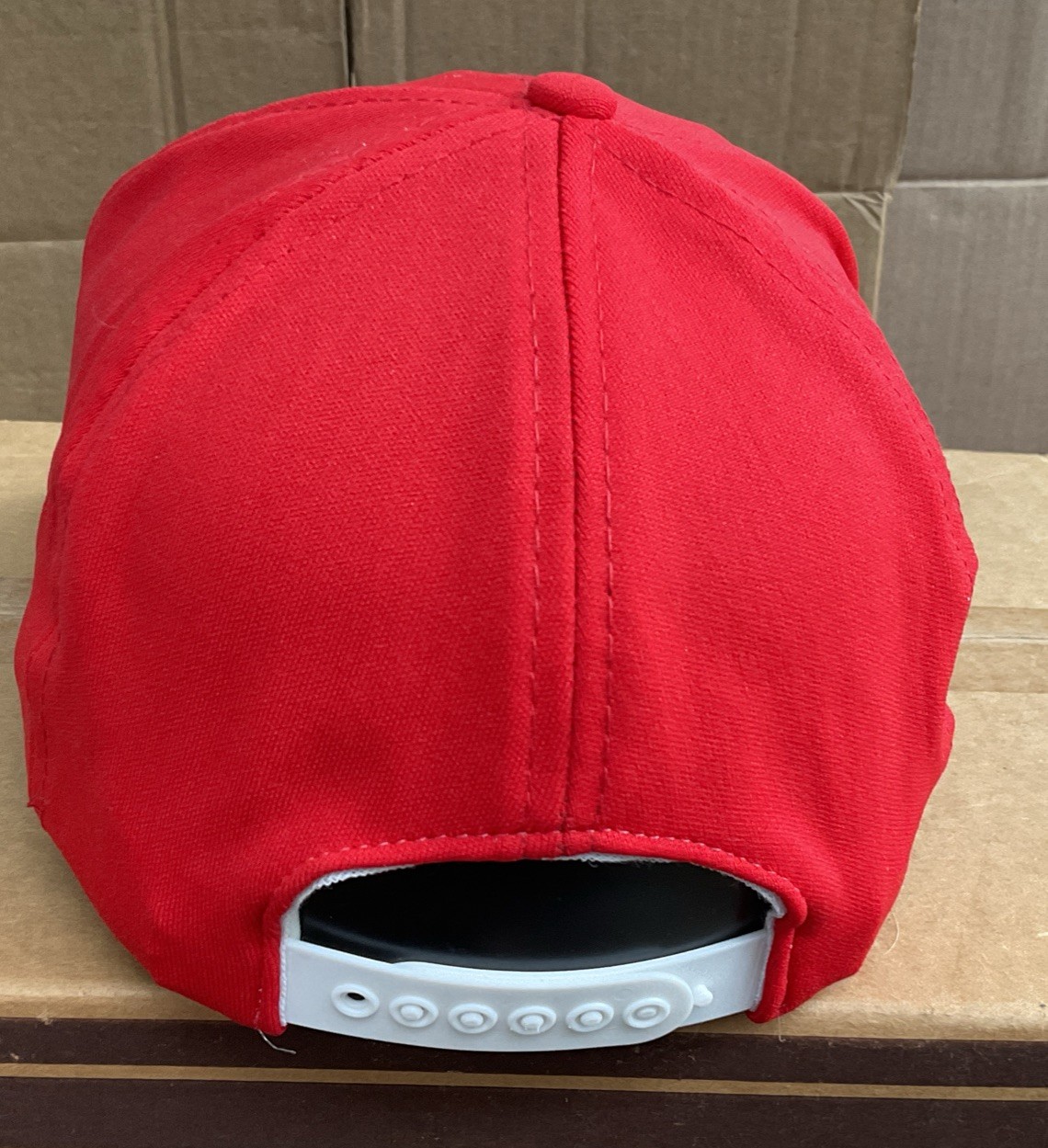 Alex Delvecchio RARE 1974 – Delvecchio Classic Hat – Detroit Red Wings Nice READ