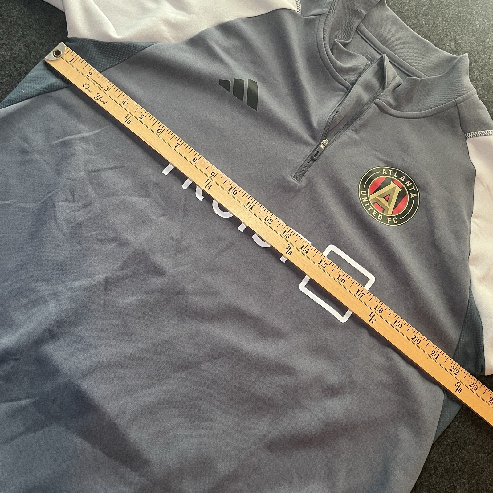 adidas Atlanta United MLS Soccer Gray 1/4 Zip Long Sleeve Shirt Mens XL