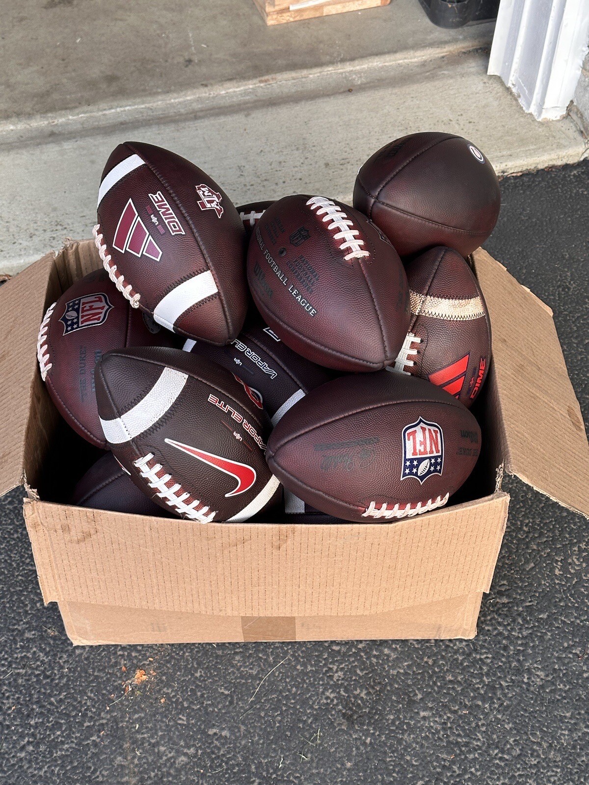 LBC Football DIY Game Prep Complete Kit 2.0 New and Improved – Mud Tack Brush