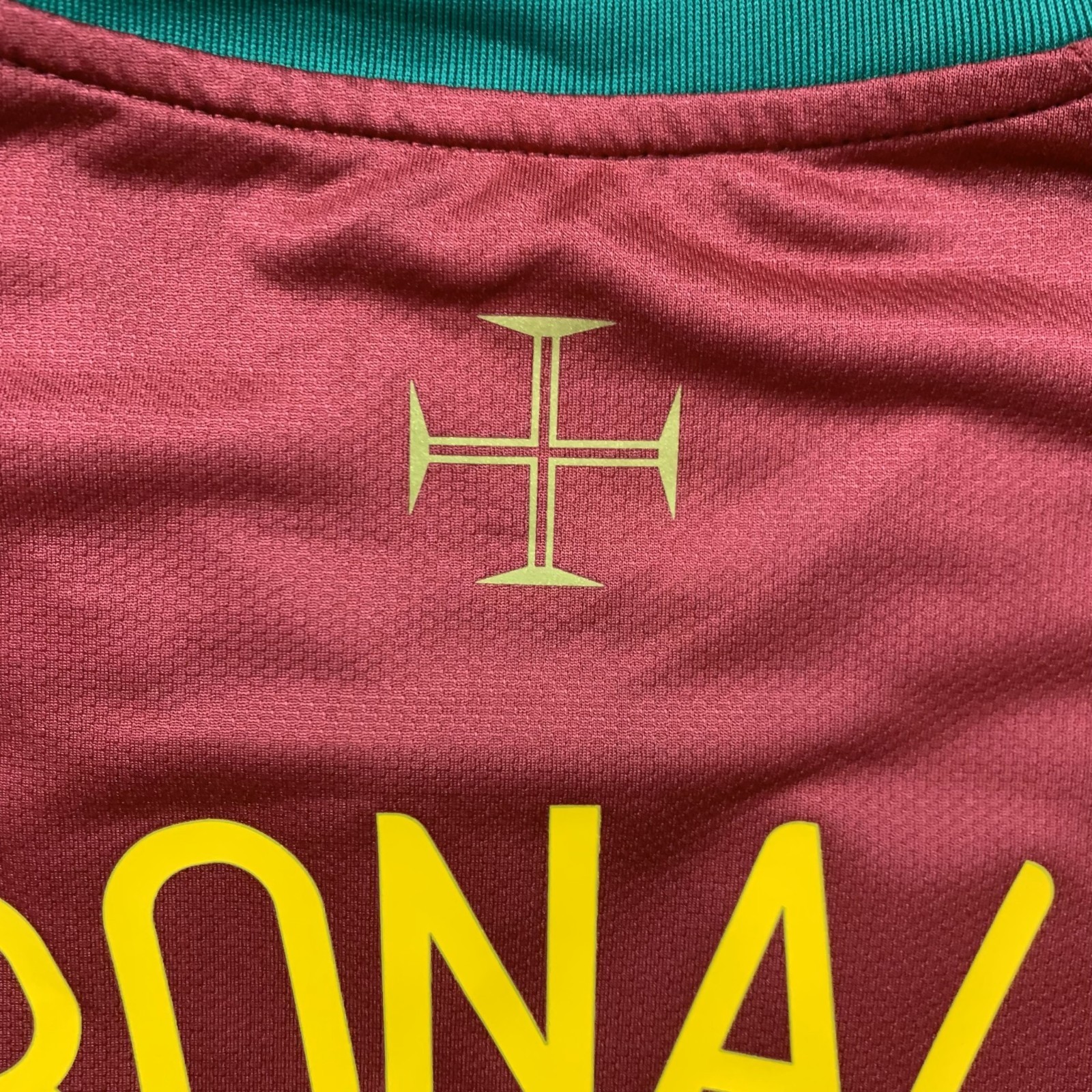 Cristiano Ronaldo Portugal 2006 World Cup Retro HomeJersey | Mens Sizes | NEW