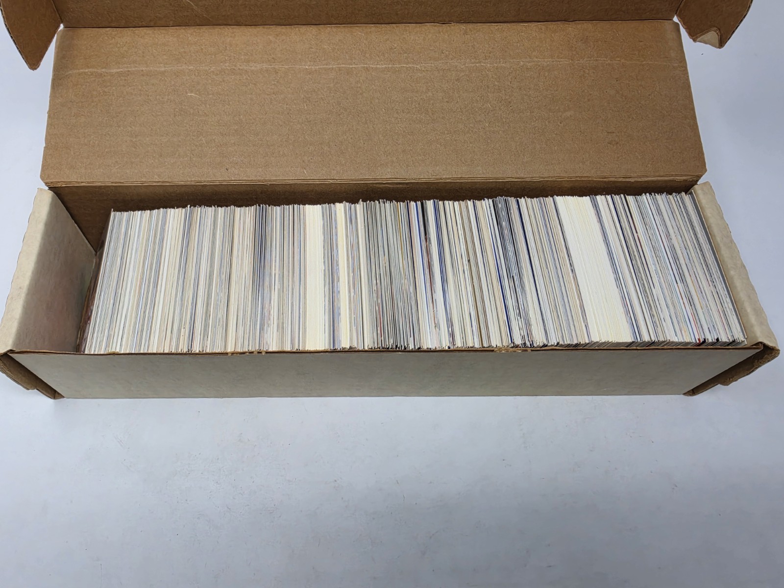Large Lot 80s 90s 2000s Basketball Football Baseball Trading Cards 1000 +/- Lot7