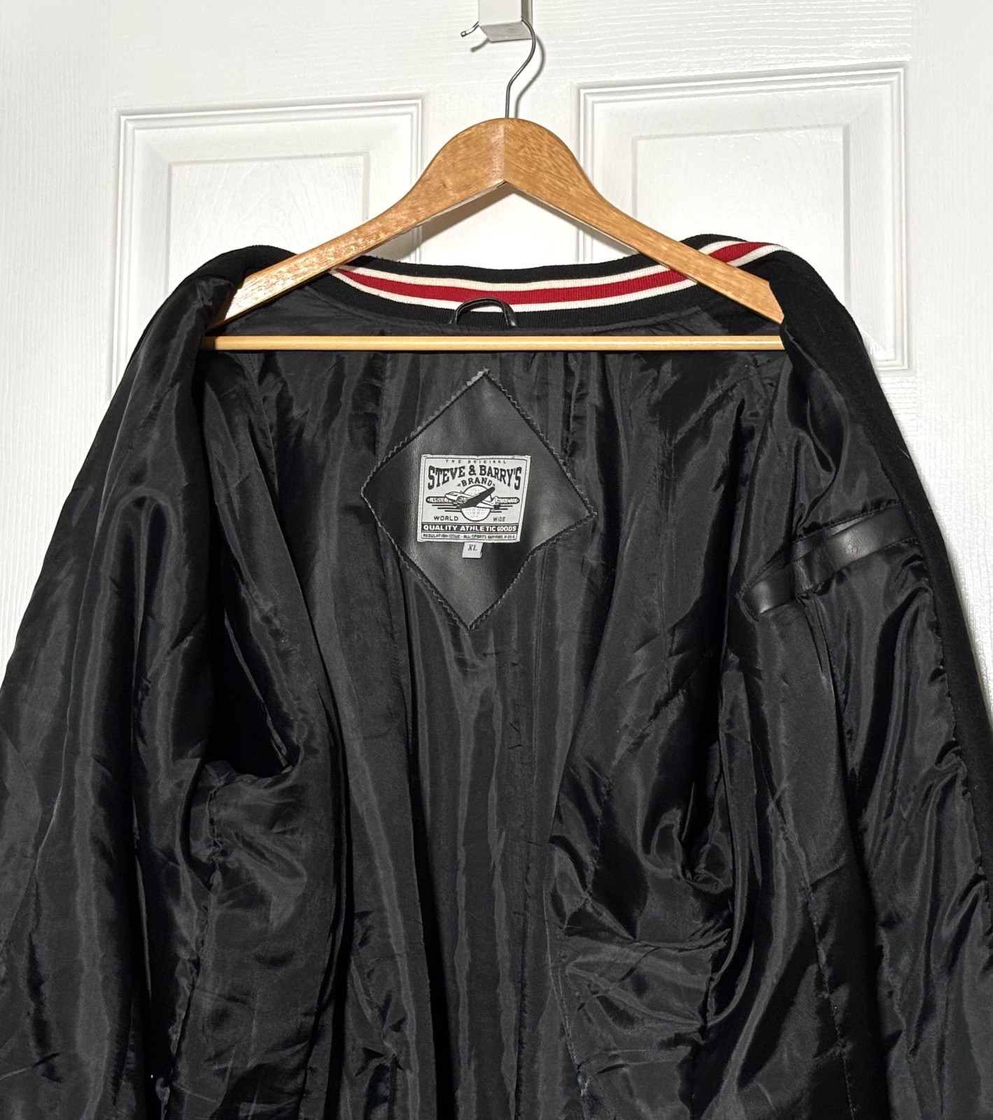 VTG STEVE & BARRY Wisconsin Badgers UW Jacket Mens Sz XL Black Wool Faux Leather