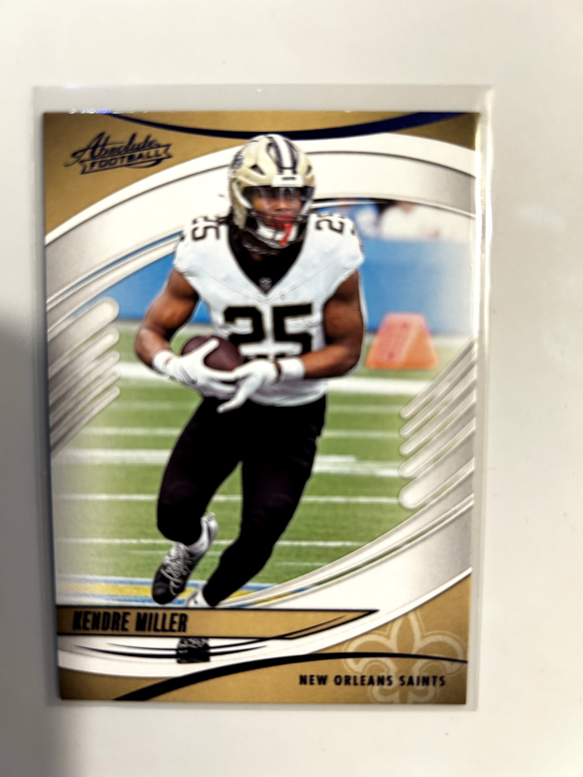 2025 Absolute Football Vet Base, RC’s, Parallels, Inserts, Pick From List!!