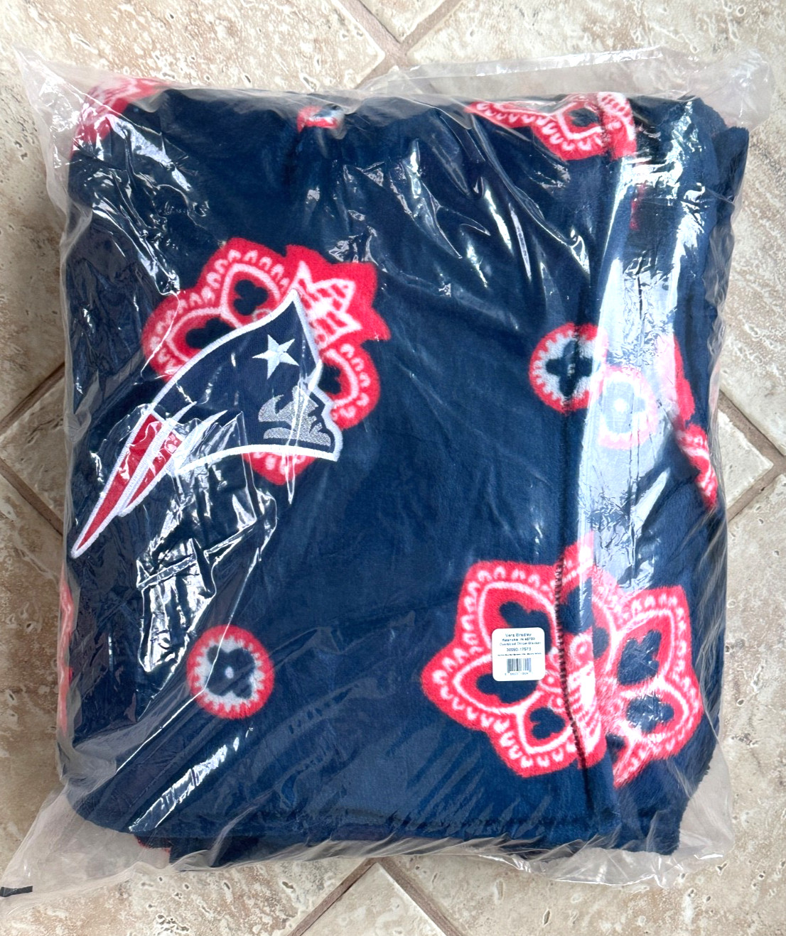 VERA BRADLEY NFL PATRIOTS OVERSIZED THROW BLANKET:NWT NEW ENGLAND 94″x66″