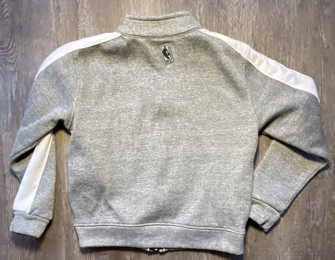NBA National Basketball Association Youth Size 8 Gray Mock Collar Sweatshirt