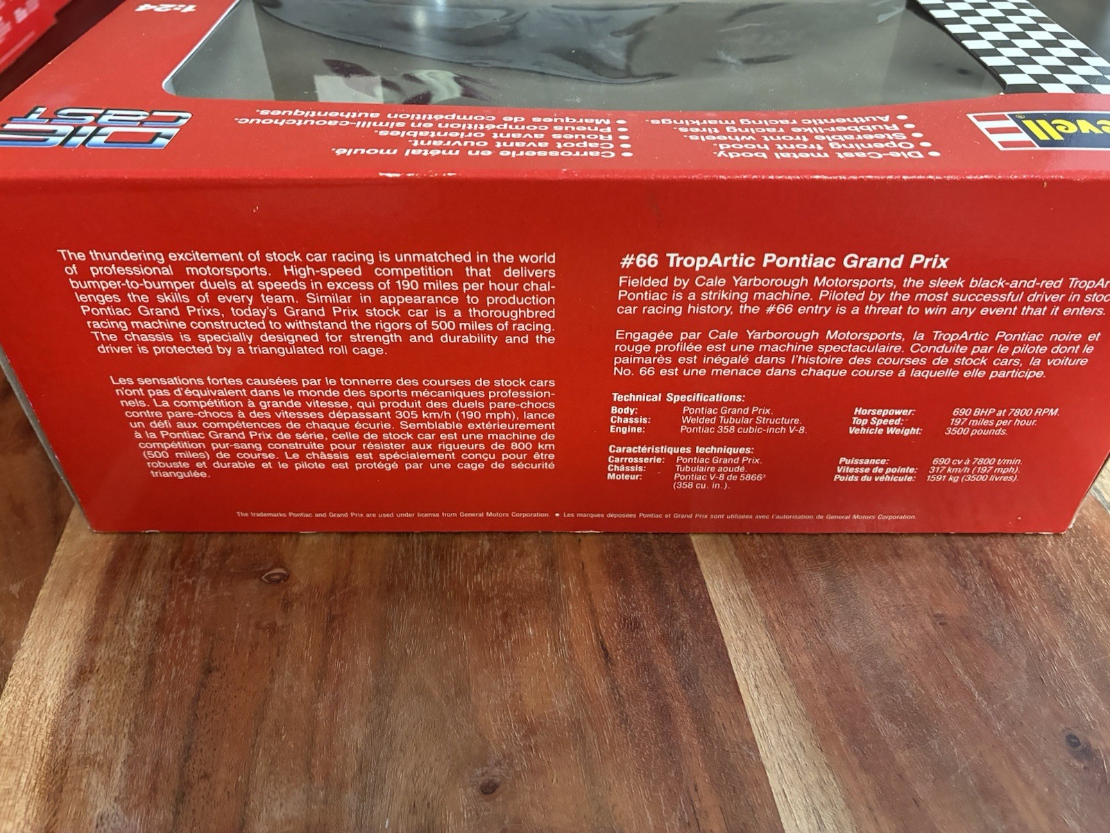 Revell TropArtic Pontiac #66 Dick Trickle 1:24 Diecast Car 8635