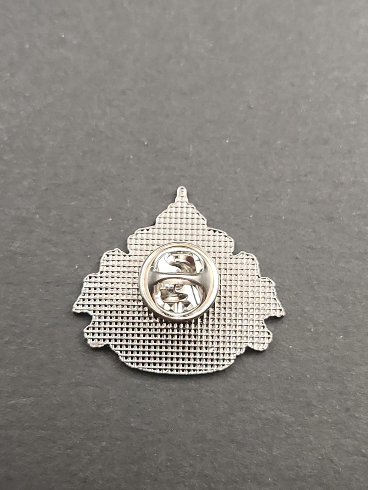 Sunderland National Soccer Team Logo Enamel Lapel Pin, FREE SHIPPING!