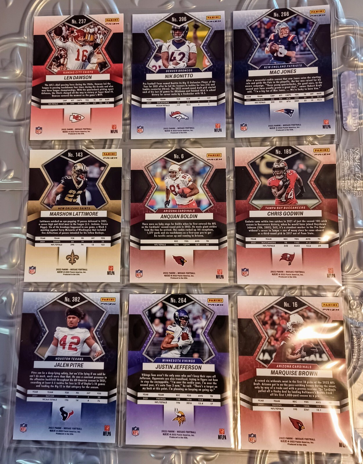 9 CARD LOT 2022 GREEN MOSAIC FOOTBALL ROOKIES & VETERNS