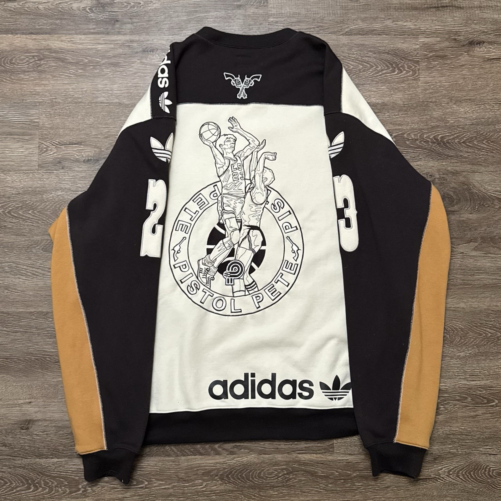 NWT Vintage Adidas Sweatshirt Mens 2XL Tall Pistol Pete Basketball Crewneck Rare