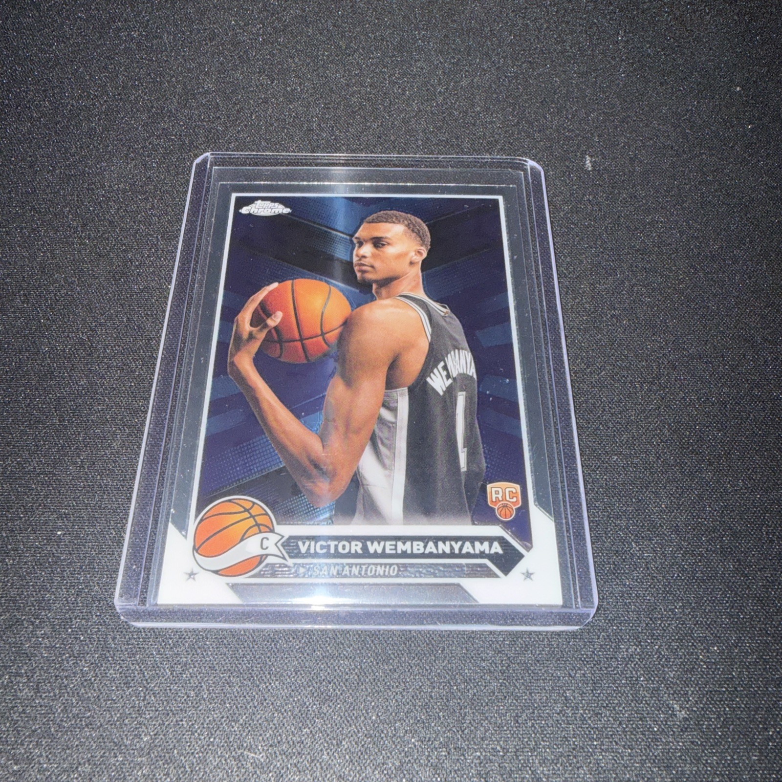 2023-24 Topps Chrome – Victor Wembanyama #1 (RC)