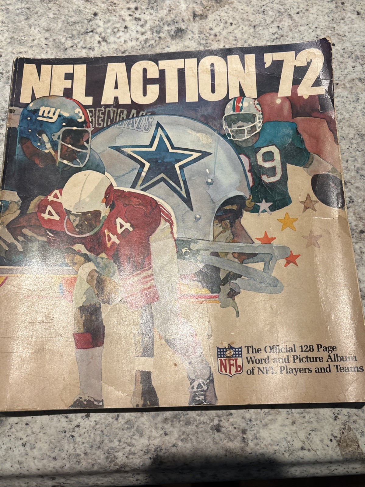 Vintage 1972 NFL Action ’72 Sunoco 56 Page Stamp Album Football Book